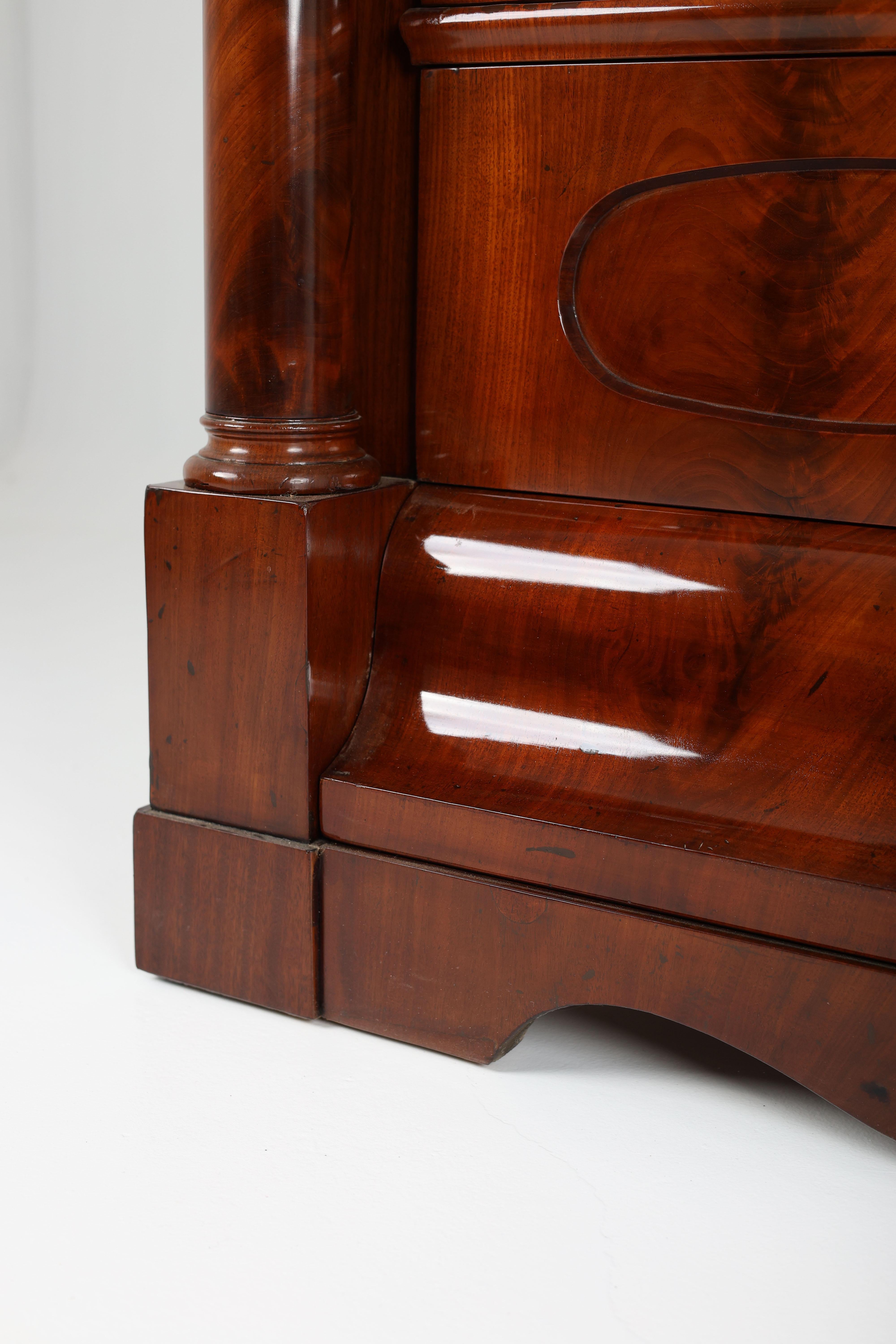19th Century Biedermeier Mahogany Secretary For Sale 13