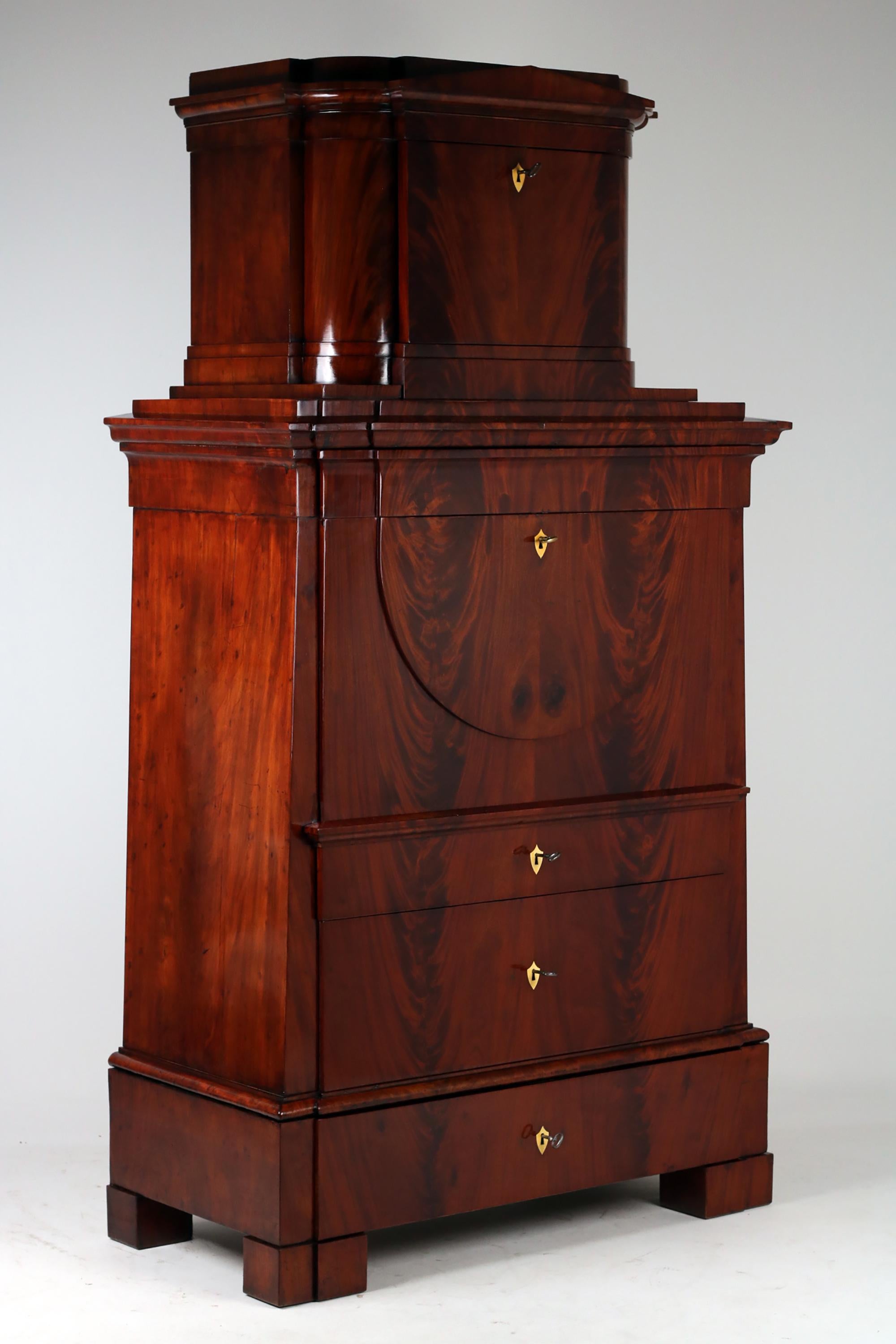 19th Century Biedermeier Mahogany Secretary  For Sale 2