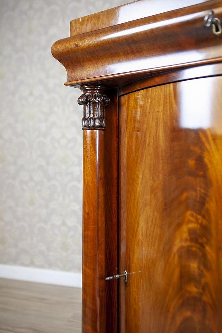 Pressa per biancheria in legno e impiallacciatura di mogano Biedermeier del XIX secolo in vendita 5
