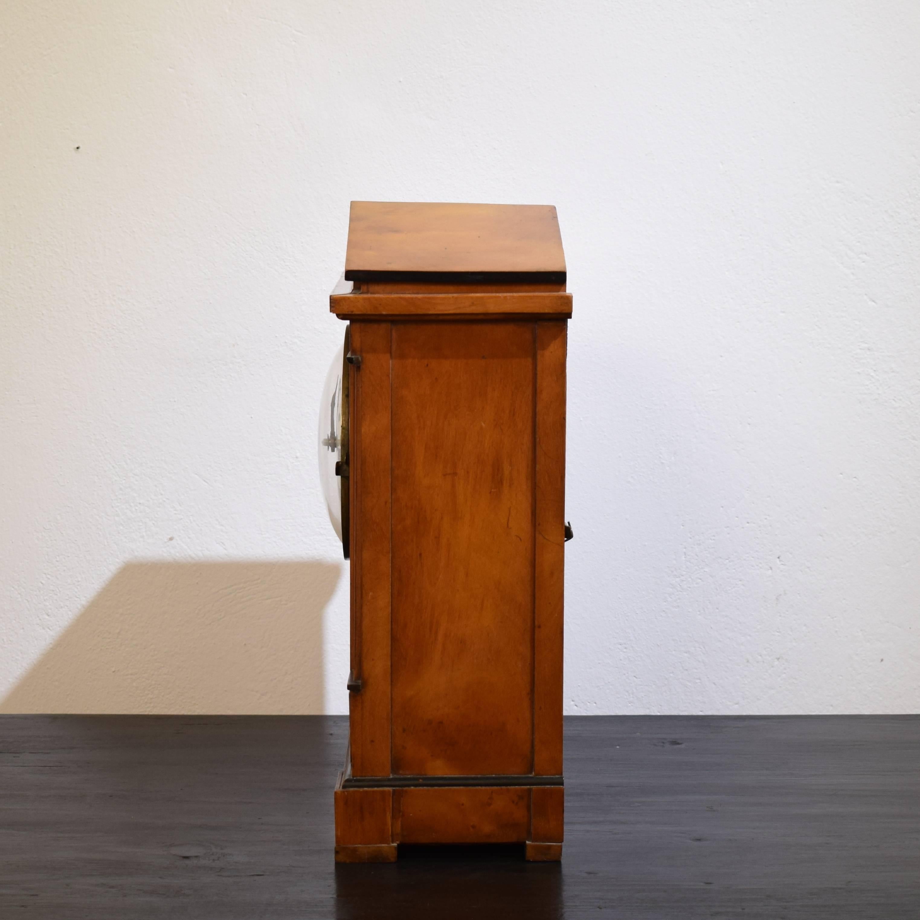 German 19th Century Biedermeier Mantel Clock in Cherrywood, circa 1820