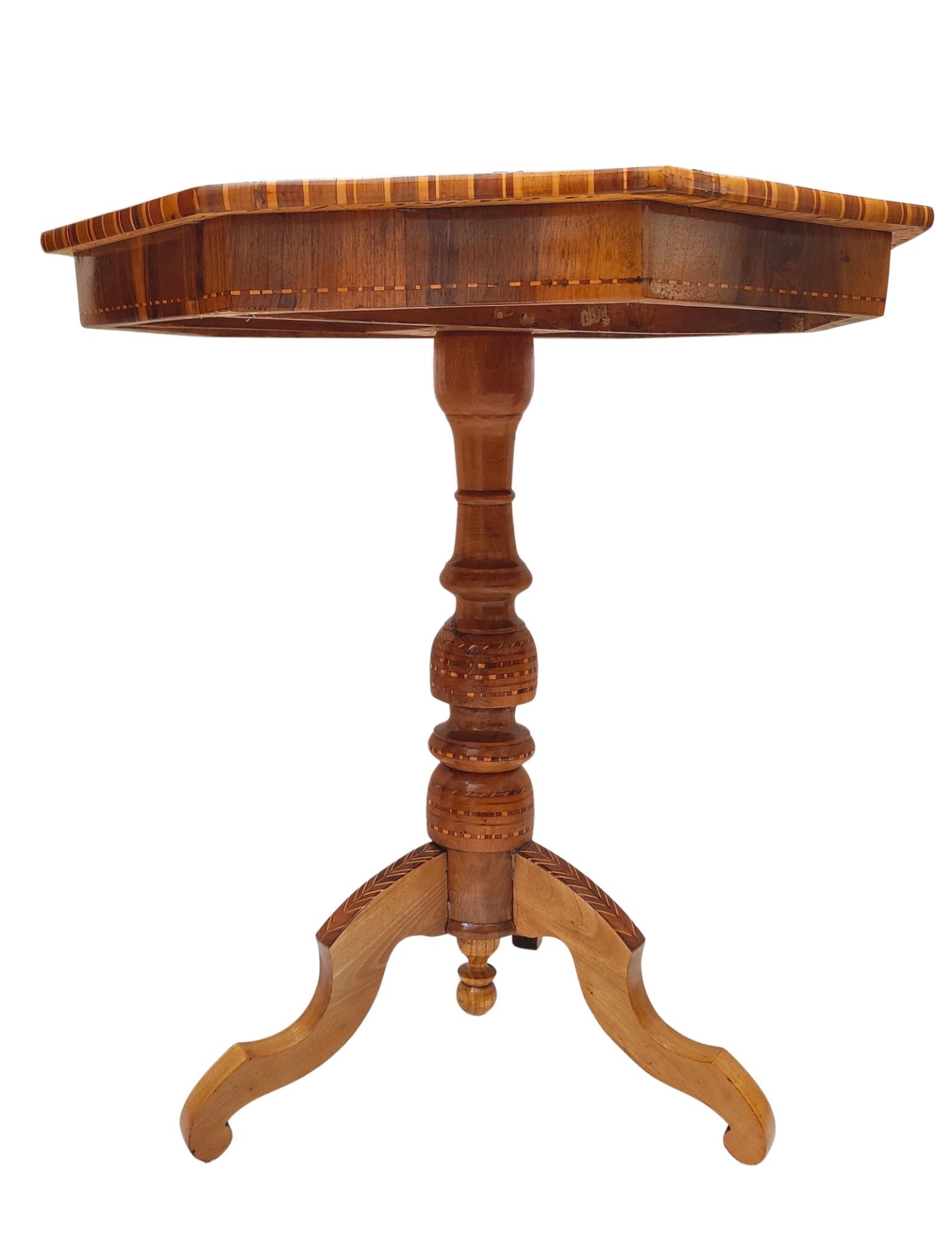 German 19th Century Biedermeier Marquetry Chess Table For Sale