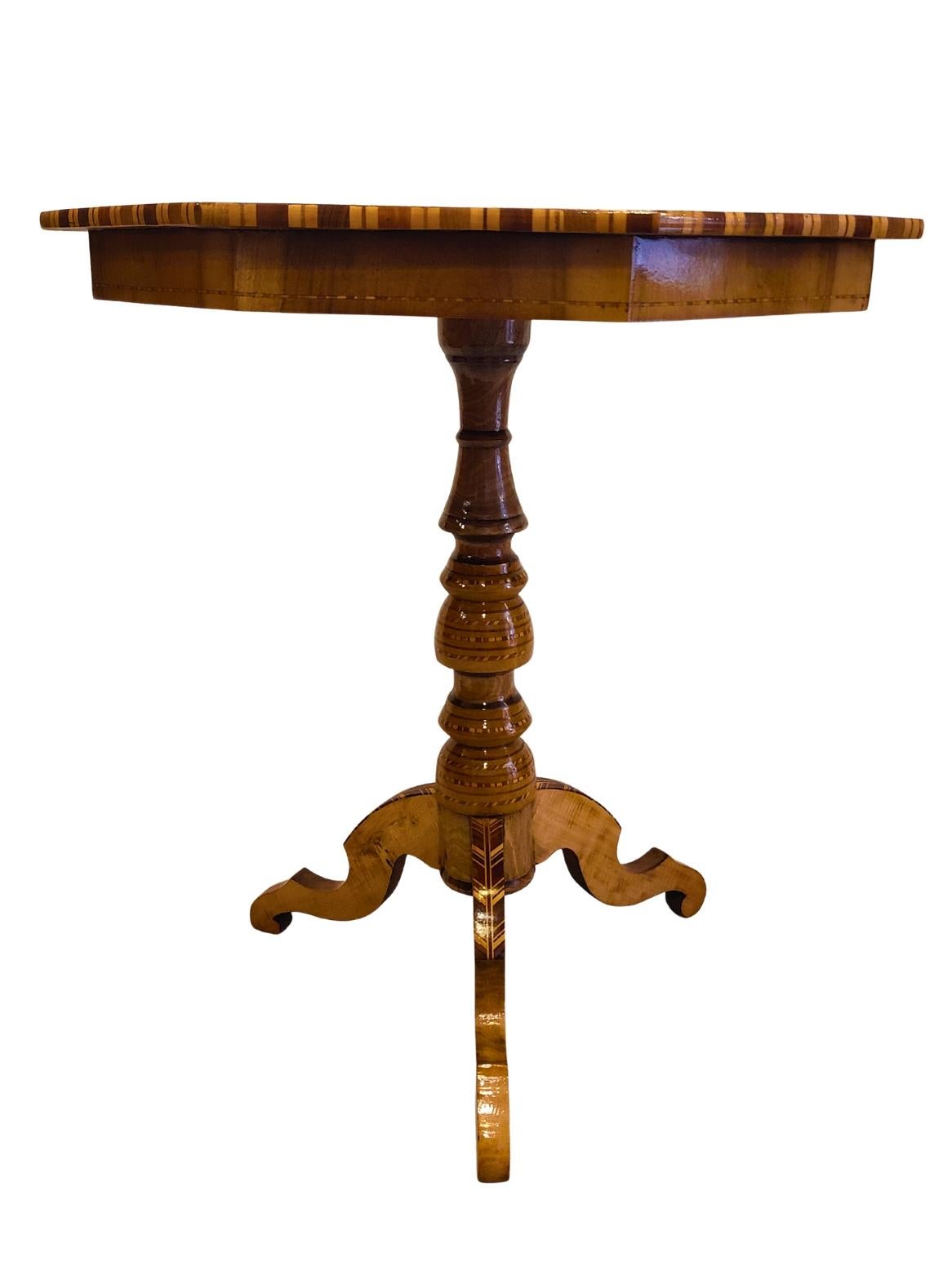 Ash 19th Century Biedermeier Marquetry Chess Table For Sale