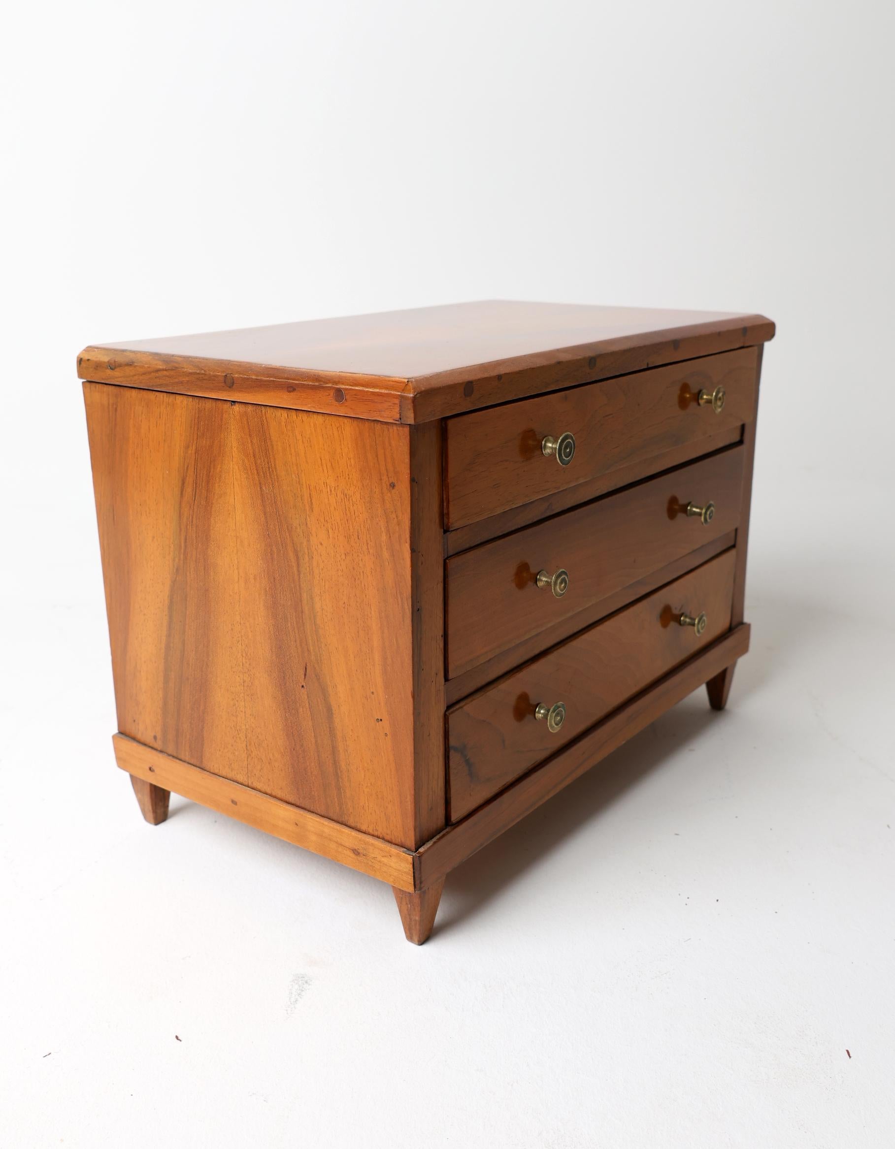 Early 19th Century 19th Century Biedermeier Miniature Chest of drawers For Sale