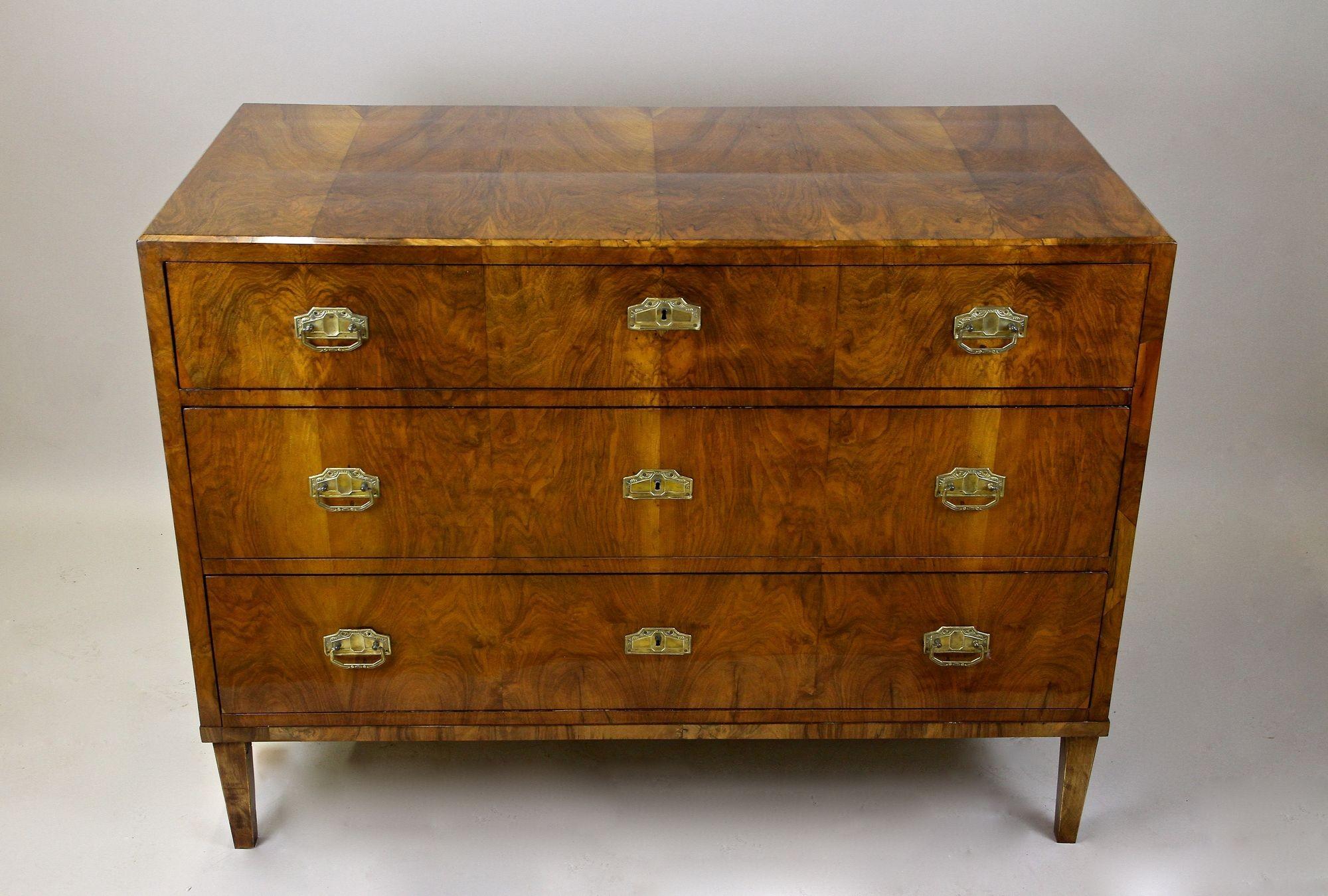 19th Century Biedermeier Nutwood Chest of Drawers/ Writing Commode, AT ca. 1840 For Sale 2