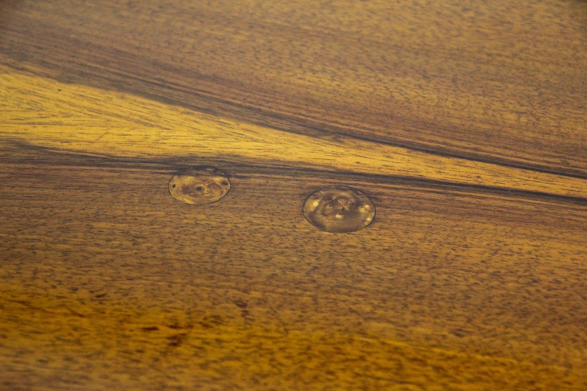 Biedermeier del XIX secolo in legno di noce Commode/ Trumeau, Austria, circa 1845 in vendita 8