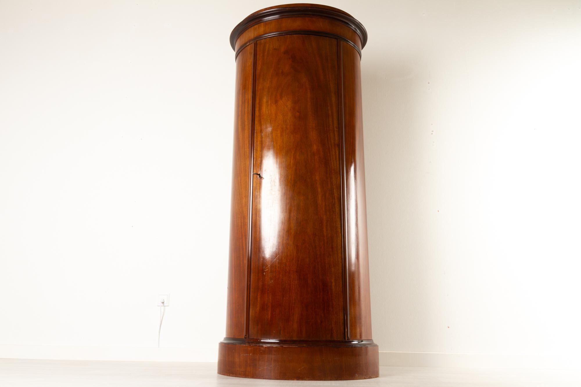 Oak 19th Century Biedermeier Pedestal Cabinet, 1850s
