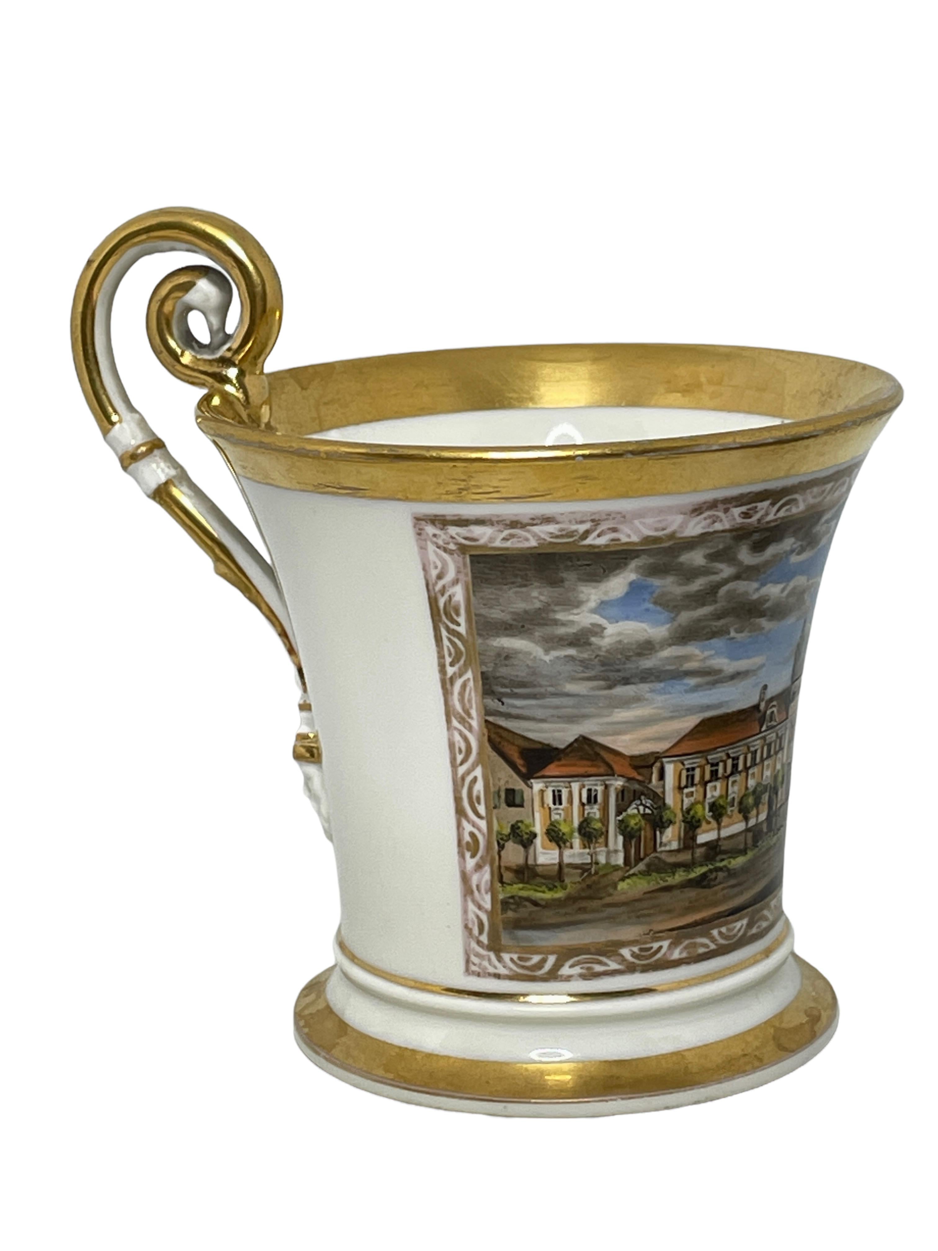 Tedesco Tazza e piattino in porcellana topografica del XIX secolo del periodo Biedermeier in vendita