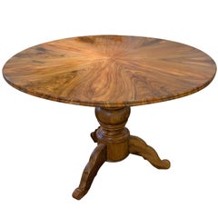 19th Century Biedermeier Round / Centre Walnut Table