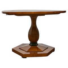 19th Century Biedermeier Round Walnut Pedestal Table with Veneered Starburst Top