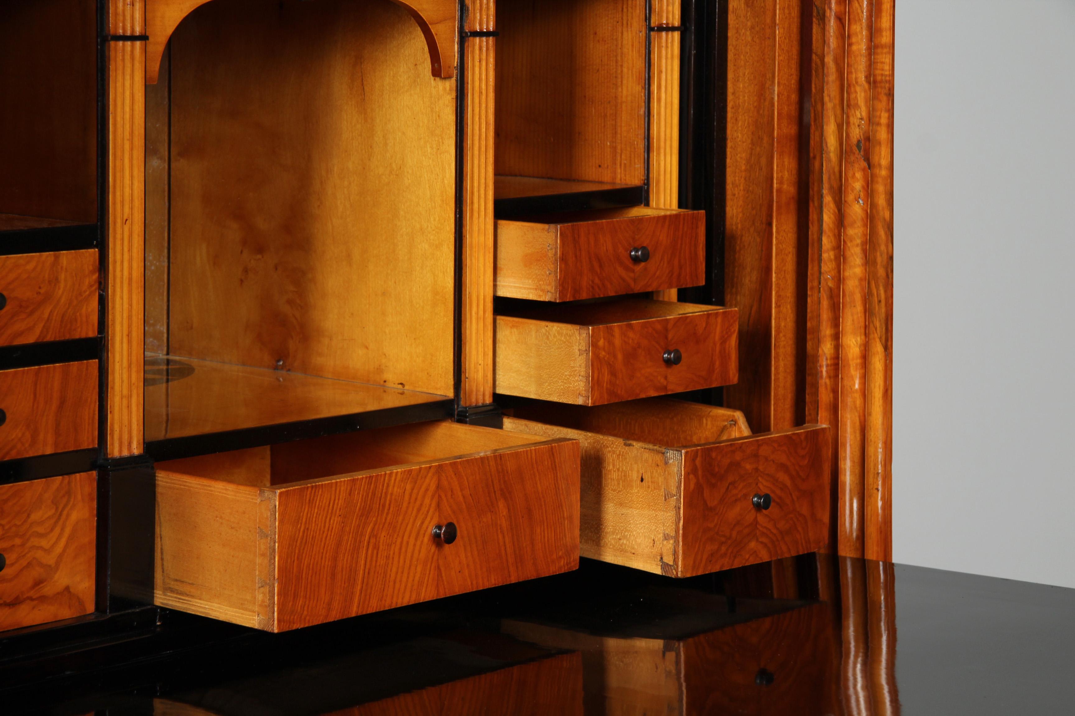 19th Century Biedermeier Secretaire with Secret Drawers, Austria, circa 1830 1