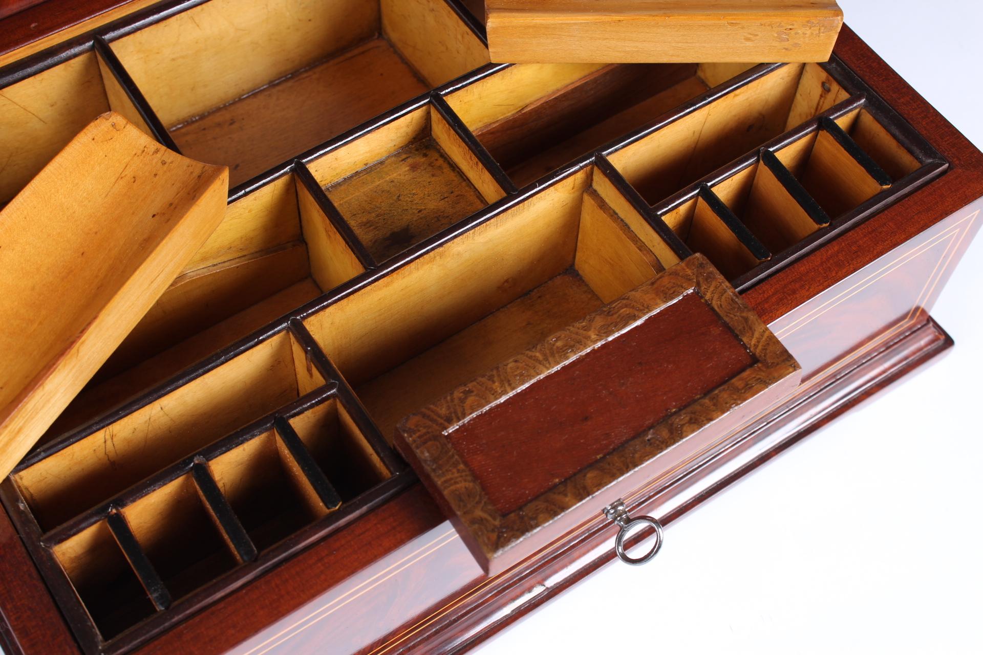 19th Century Biedermeier Sewing or Jewelry Box, Mahogany with Maple Inlays 1