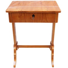 19th Century Biedermeier Sewing or Side Table Made of Cherrywood