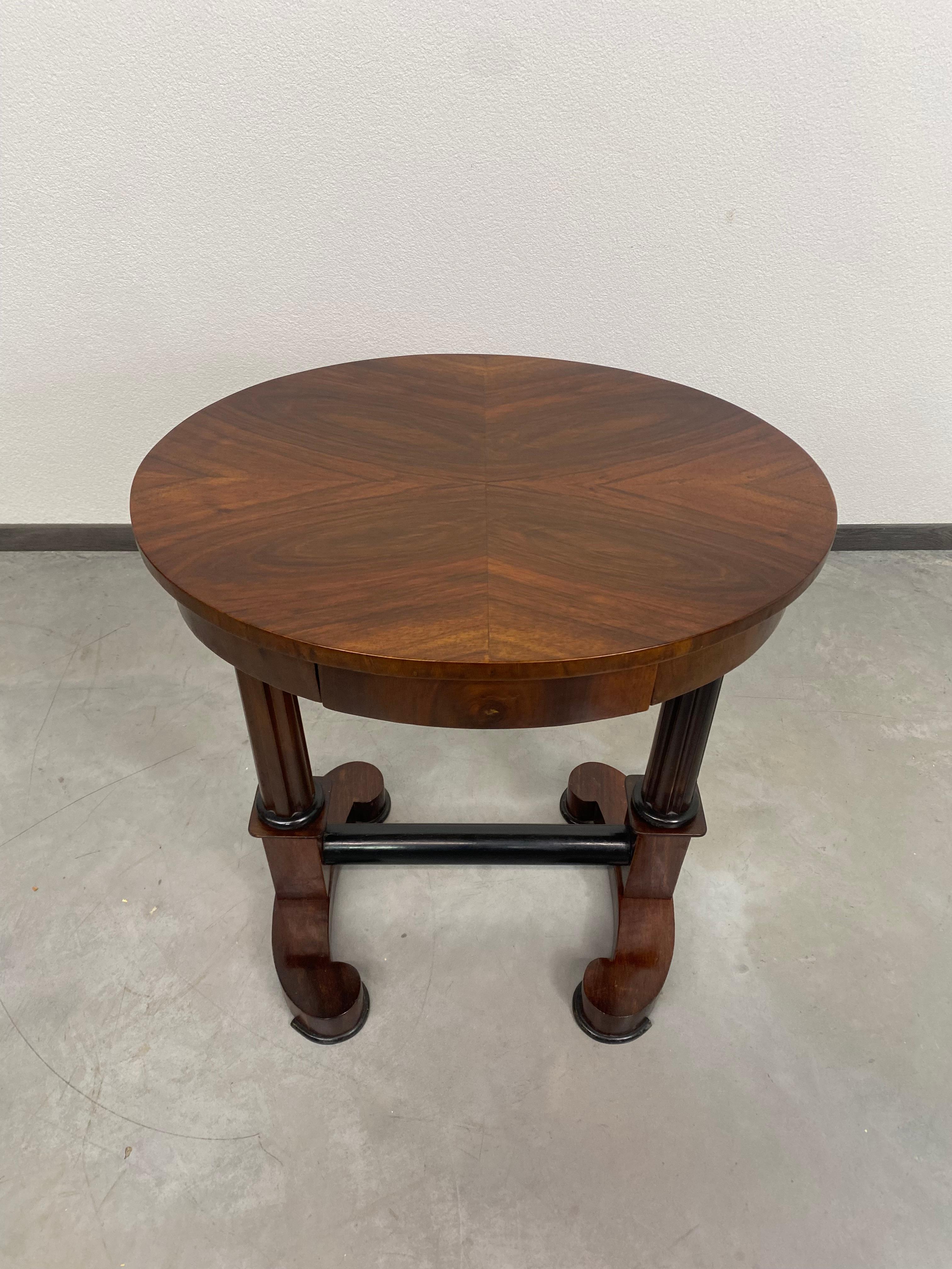 19th century biedermeier side table For Sale 1