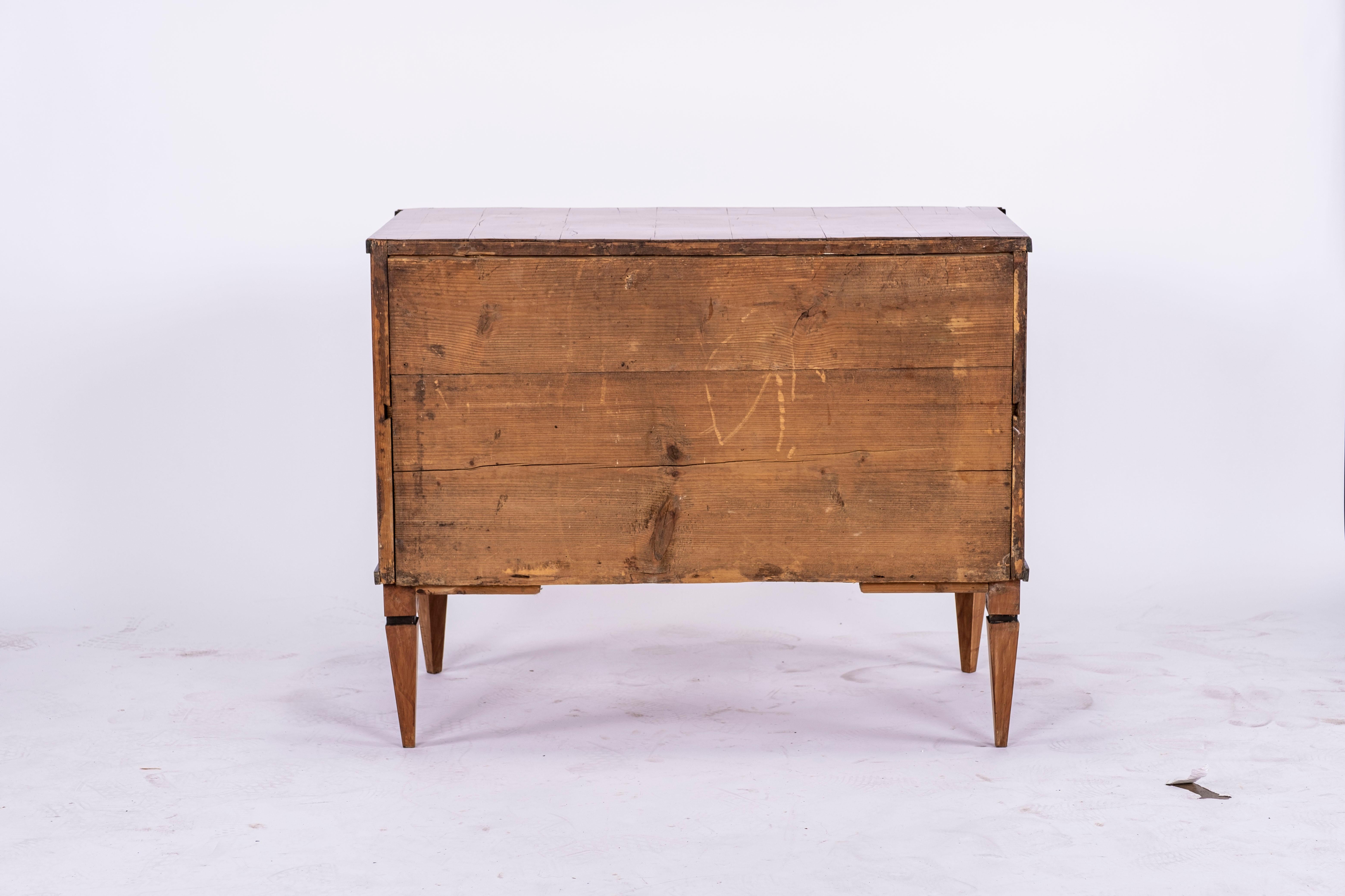 19th Century Biedermeier Side Table or Small Commode For Sale 5