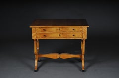 19th Century Biedermeier Side Table / Table, Flamed Birch