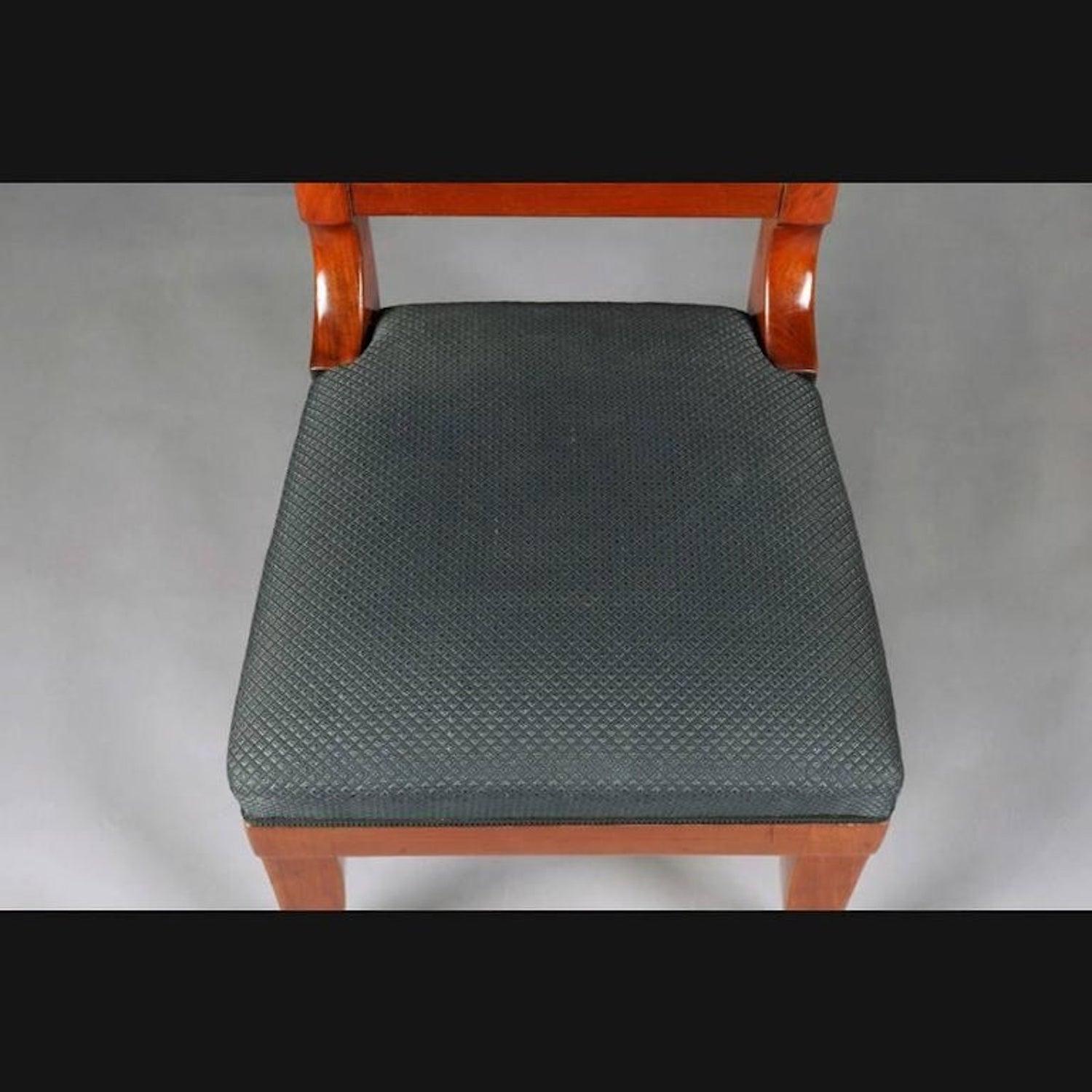 Sedia in mogano stile Biedermeier del XIX secolo in vendita 2