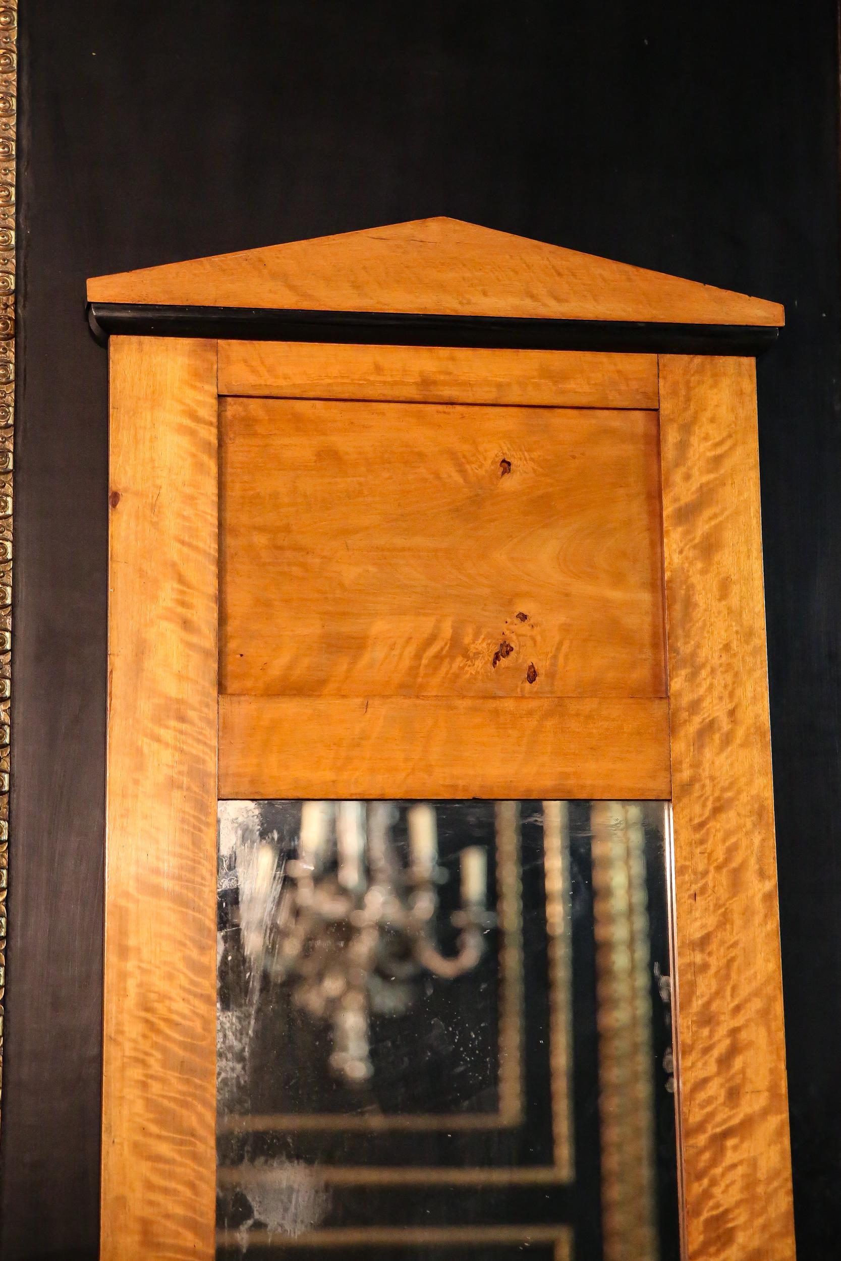 Veneer 19th Century Biedermeier Style Mirror in Birch Wood