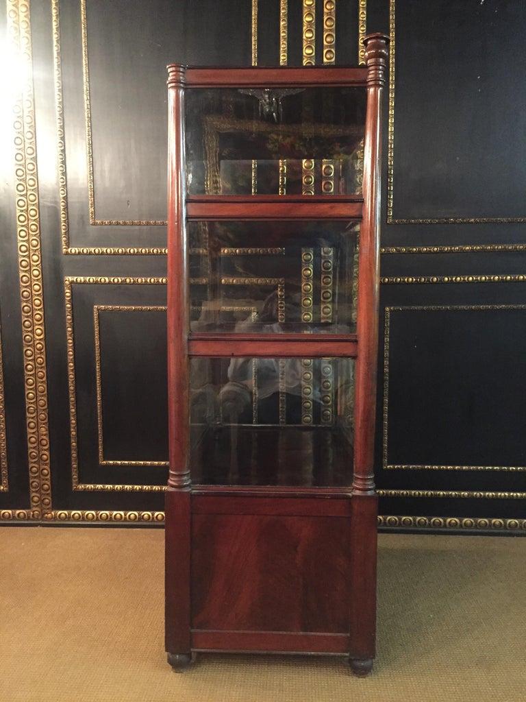 19th Century Biedermeier Style Three-Sided Glazed Glass Vitrine mahogany veneer For Sale 6