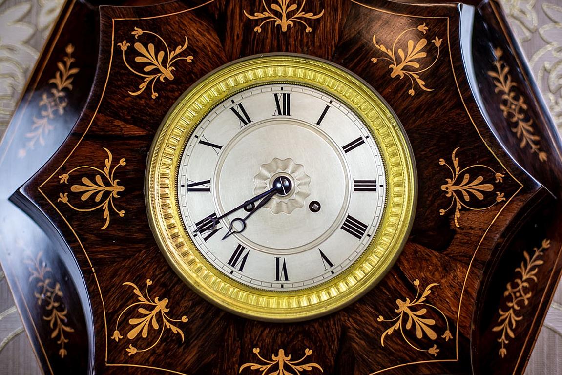 19th Century Biedermeier Wall Clock In Good Condition For Sale In Opole, PL