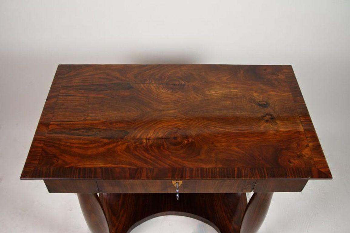 Austrian 19th Century Biedermeier Wall Console Table with Columns, Nutwood, AT ca. 1860 For Sale