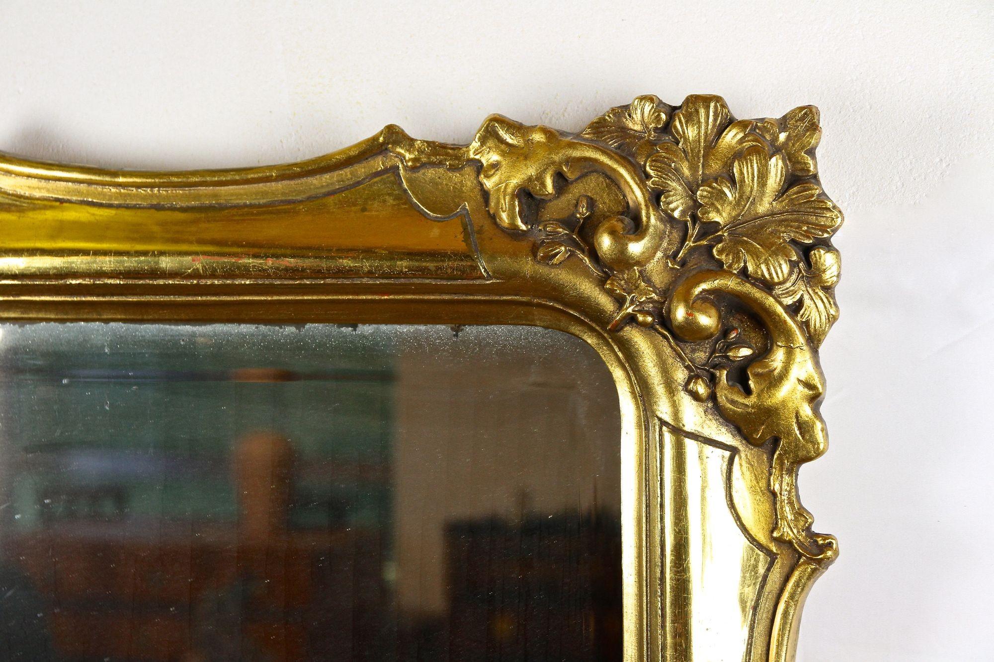 Gilt 19th Century Biedermeier Wall Mirror Gold Leaf Plated, Austria circa 1830 For Sale