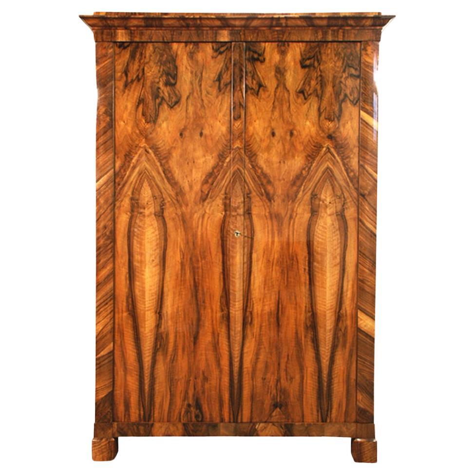 19th Century Biedermeier Walnut Armoire. Vienna, c. 1825. For Sale