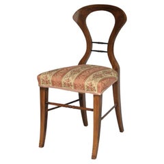 19th Century Fine Biedermeier Walnut Chair. Vienna, c. 1825.