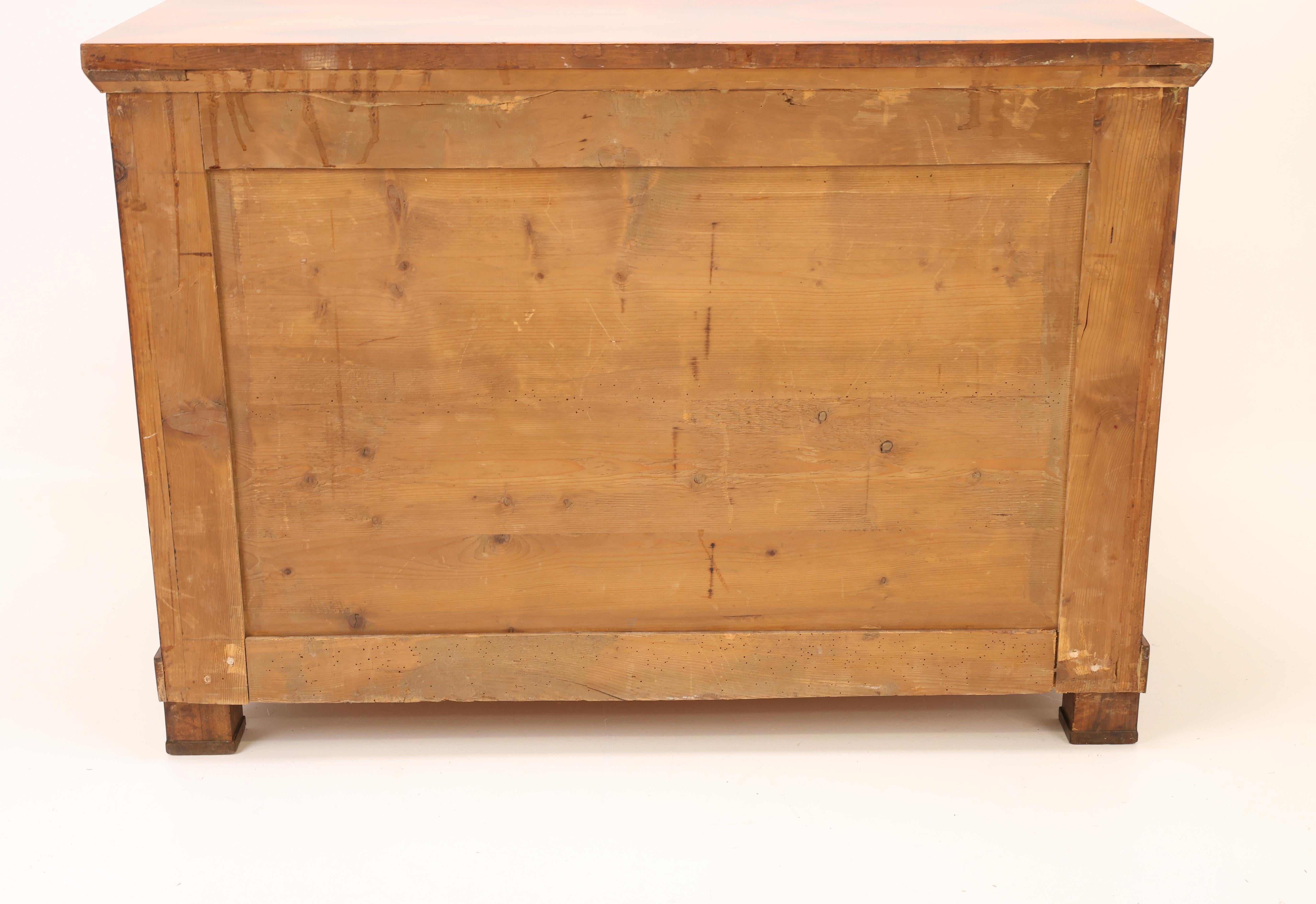 19th Century Biedermeier Walnut Chest of Drawers For Sale 12