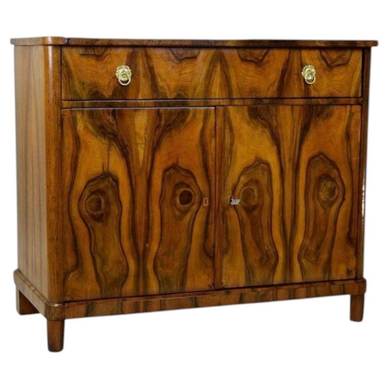 Comoda/ Trumeau/ Dresser de nogal Biedermeier del siglo XIX - Austria circa 1840