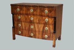 19th Century Biedermeier Walnut Commode. Vienna, c. 1825.