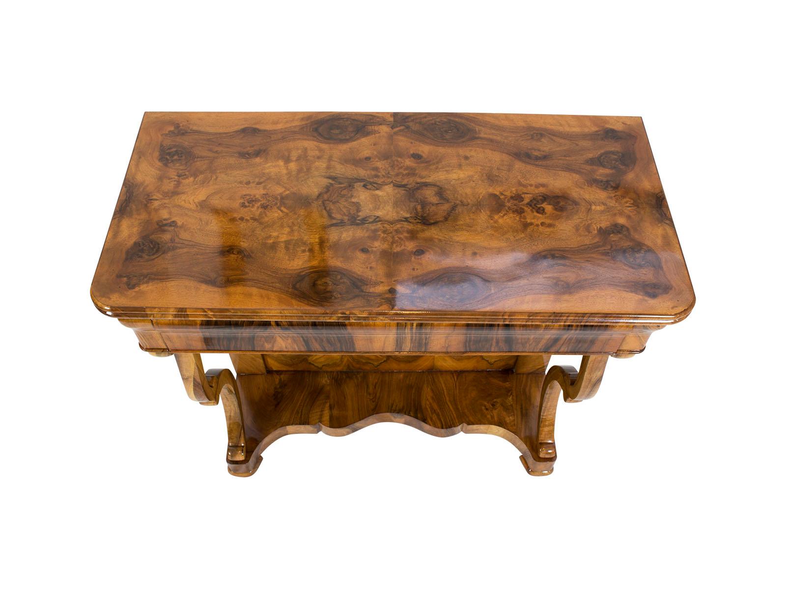 19th Century, Biedermeier Walnut Console In Good Condition In Darmstadt, DE