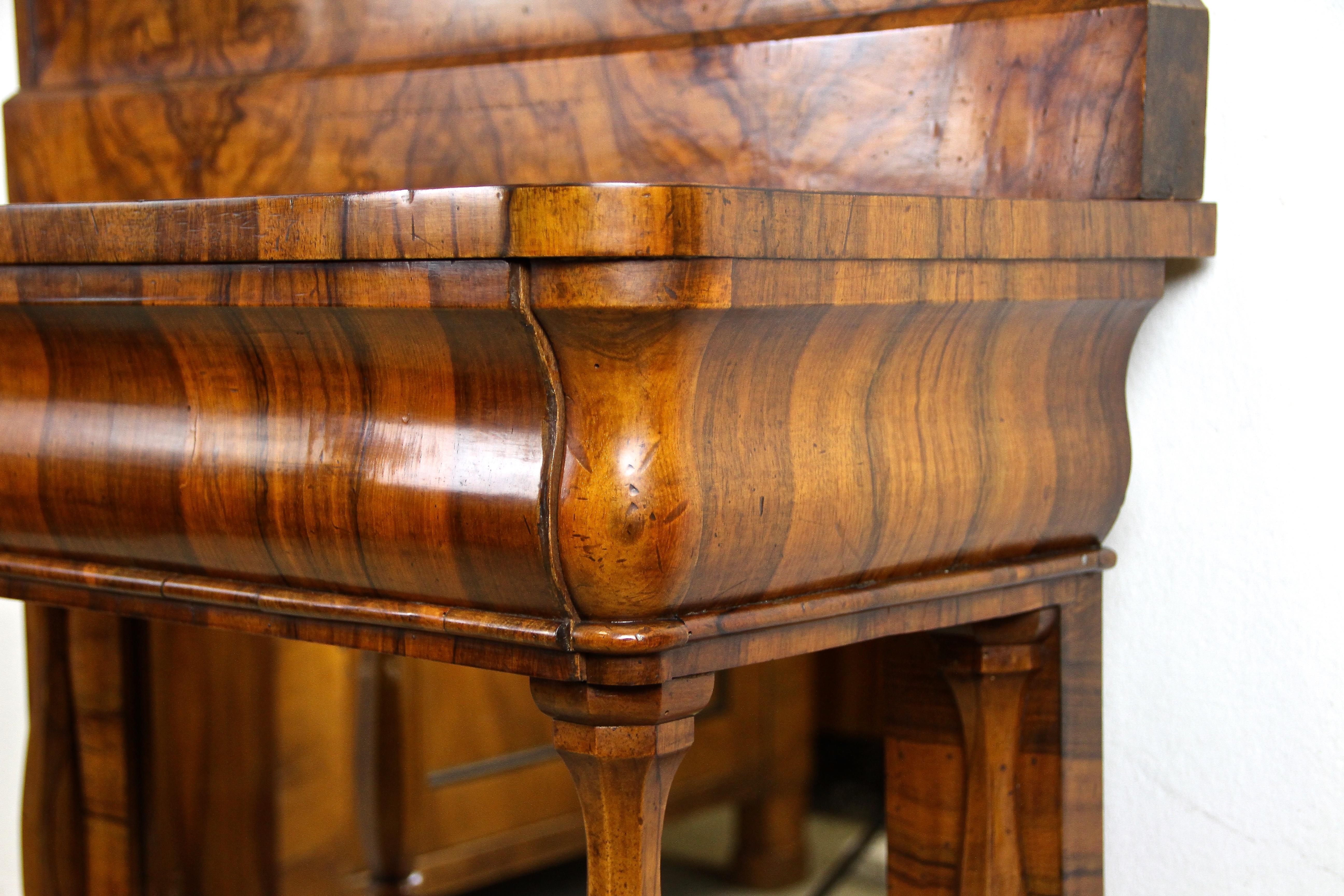 19th Century Biedermeier Walnut Console With Pier Mirror, Austria circa 1830 6