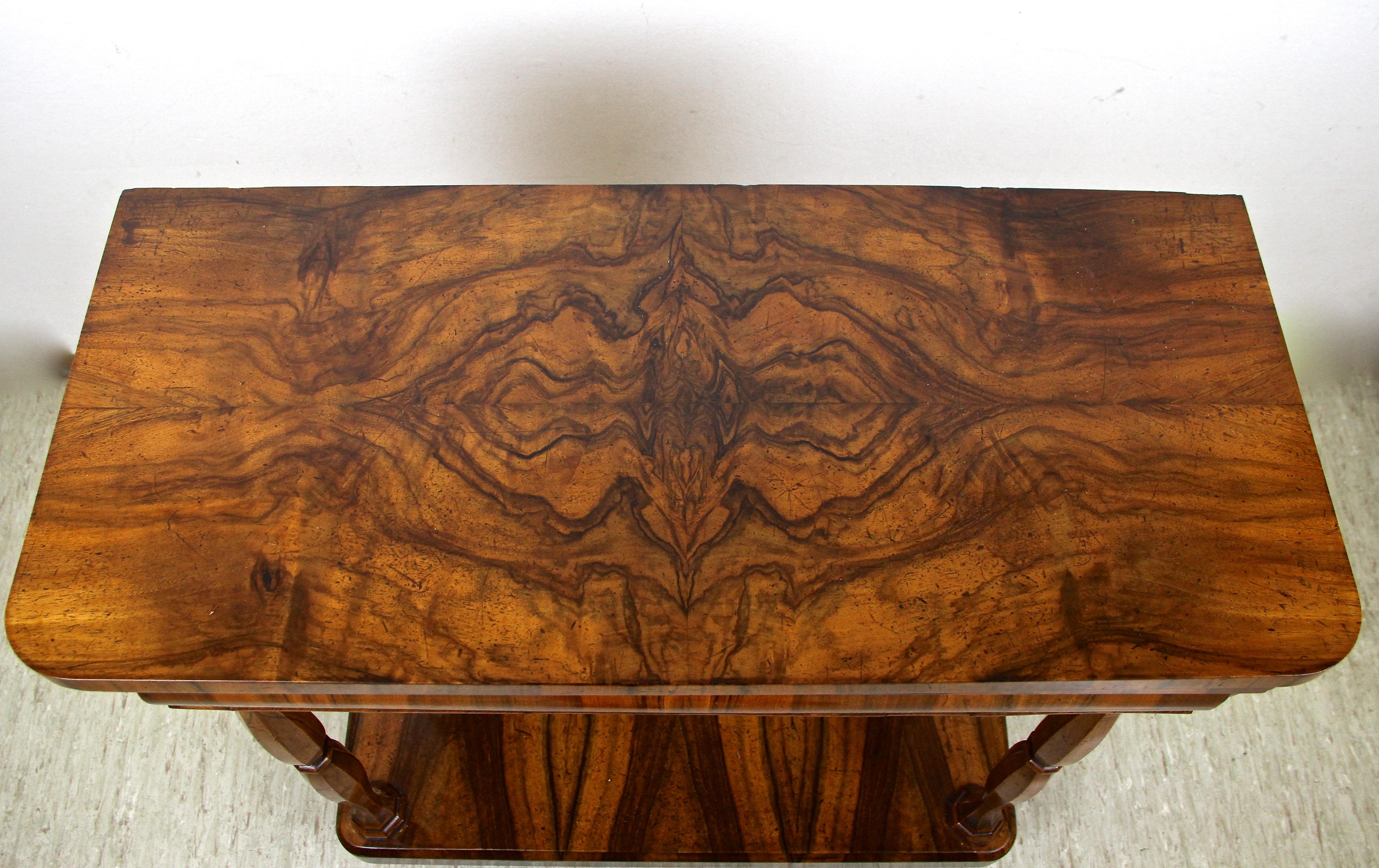 19th Century Biedermeier Walnut Console With Pier Mirror, Austria circa 1830 2