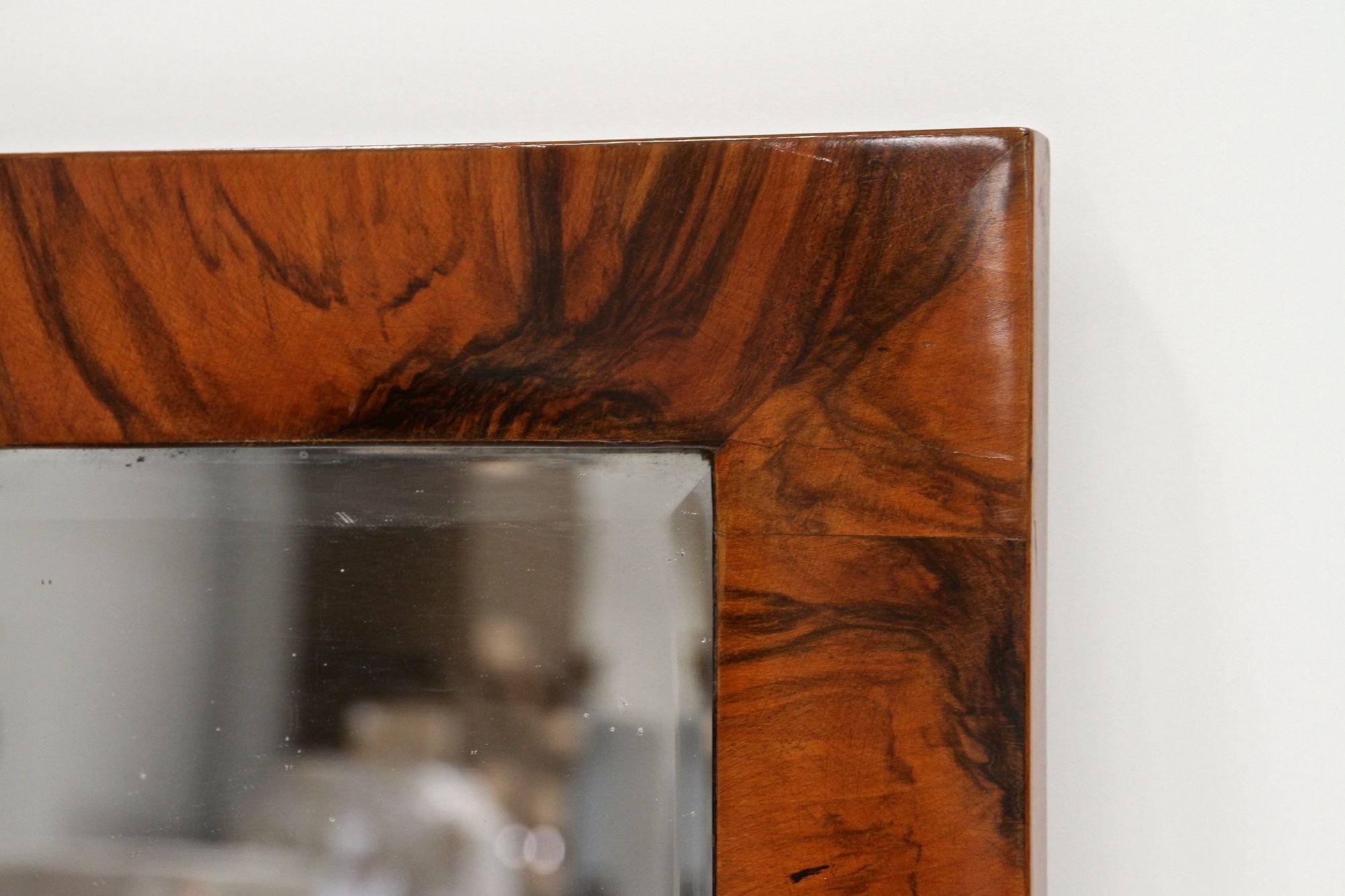 Polished 19th Century Biedermeier Walnut Mirror - Original Facet Cut Mirror, AT ca. 1825 For Sale