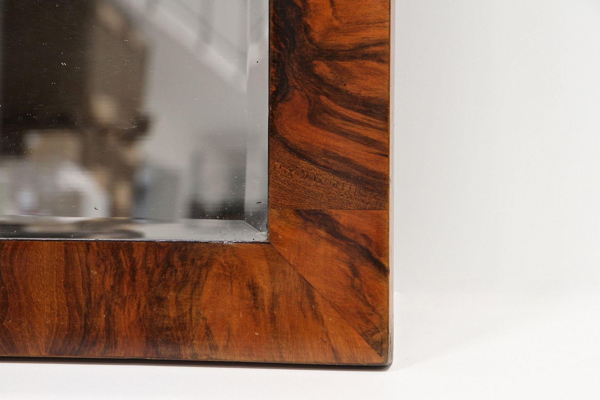 19th Century Biedermeier Walnut Mirror - Original Facet Cut Mirror, AT ca. 1825 For Sale 1