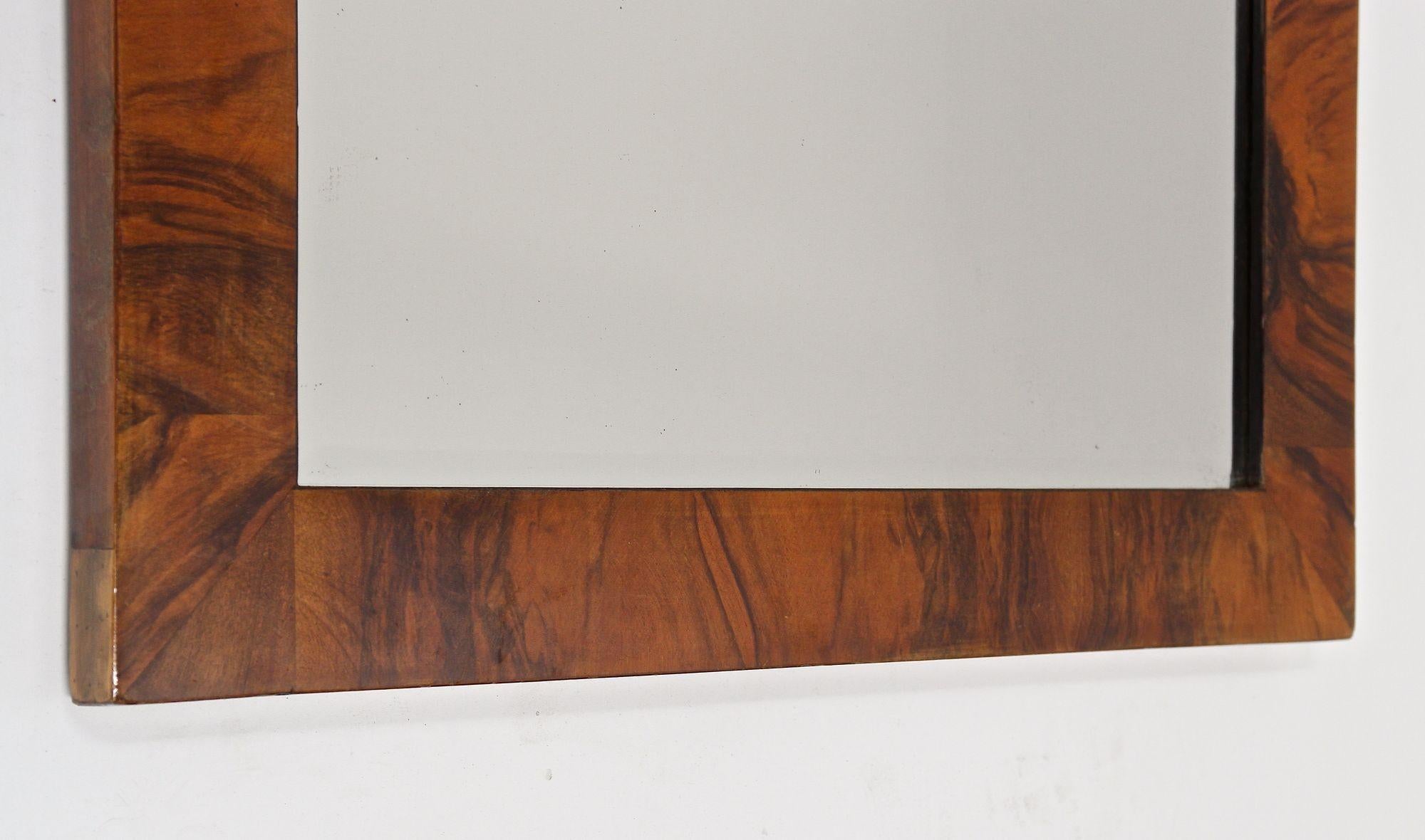 19th Century Biedermeier Walnut Mirror - Original Facet Cut Mirror, AT ca. 1825 For Sale 5