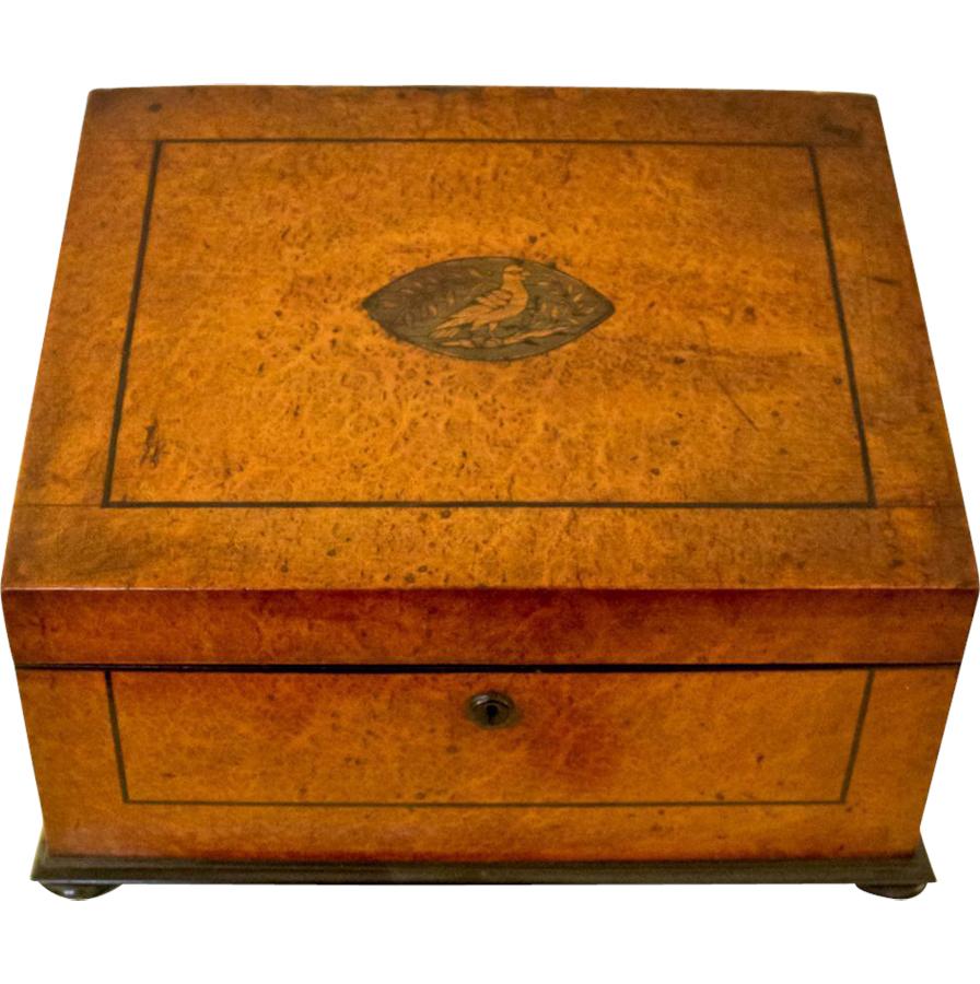 19th Century 19th century Biedermeier Walnut Root Slant Top Letter Box Inlaid Bird Motif For Sale