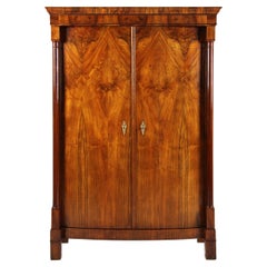 19th Century Biedermeier Wardrobe, Walnut, Austria circa 1830