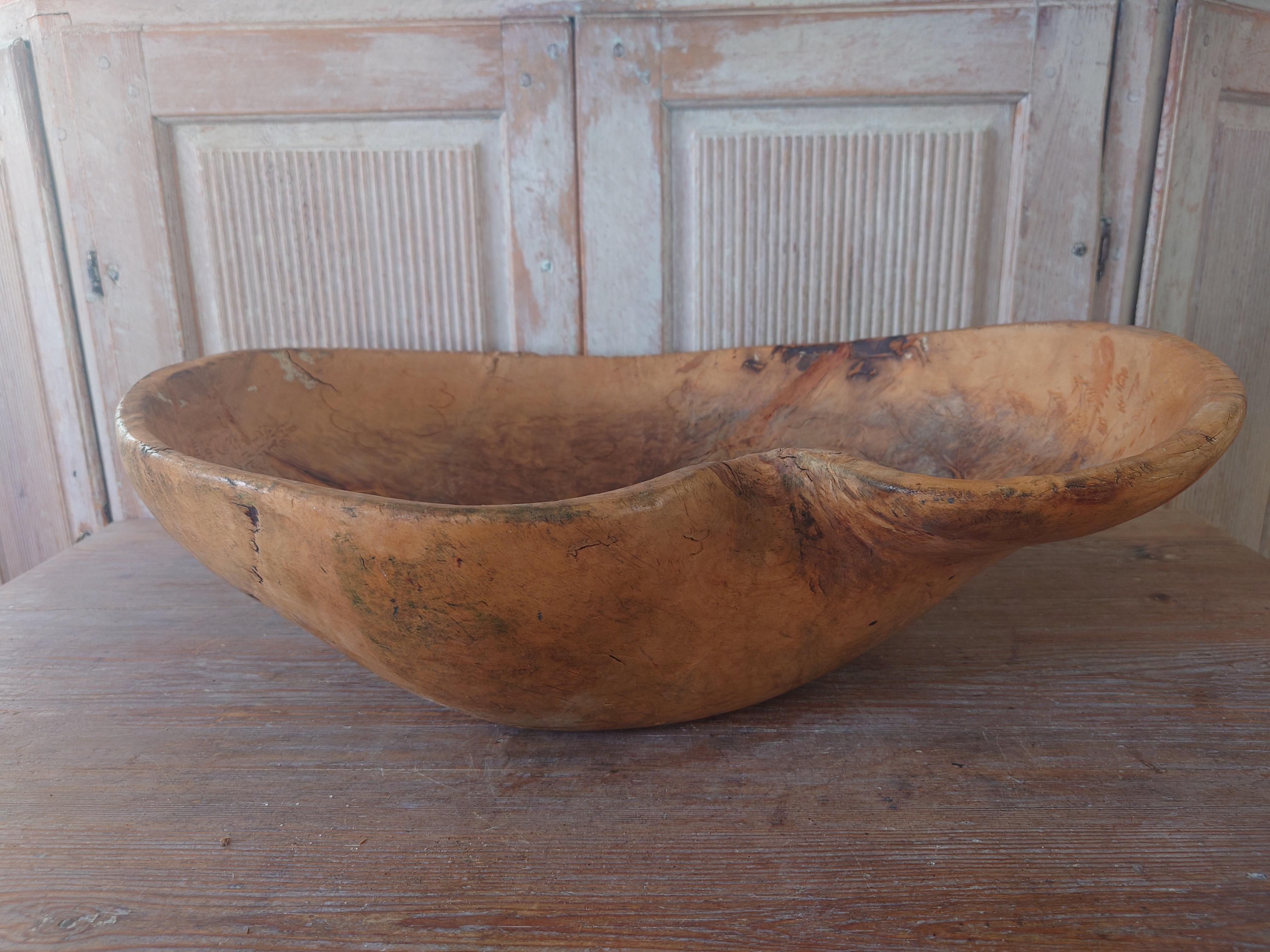 Hand-Carved 19th Century Big antique rustic country  Swedish Wooden bowl For Sale