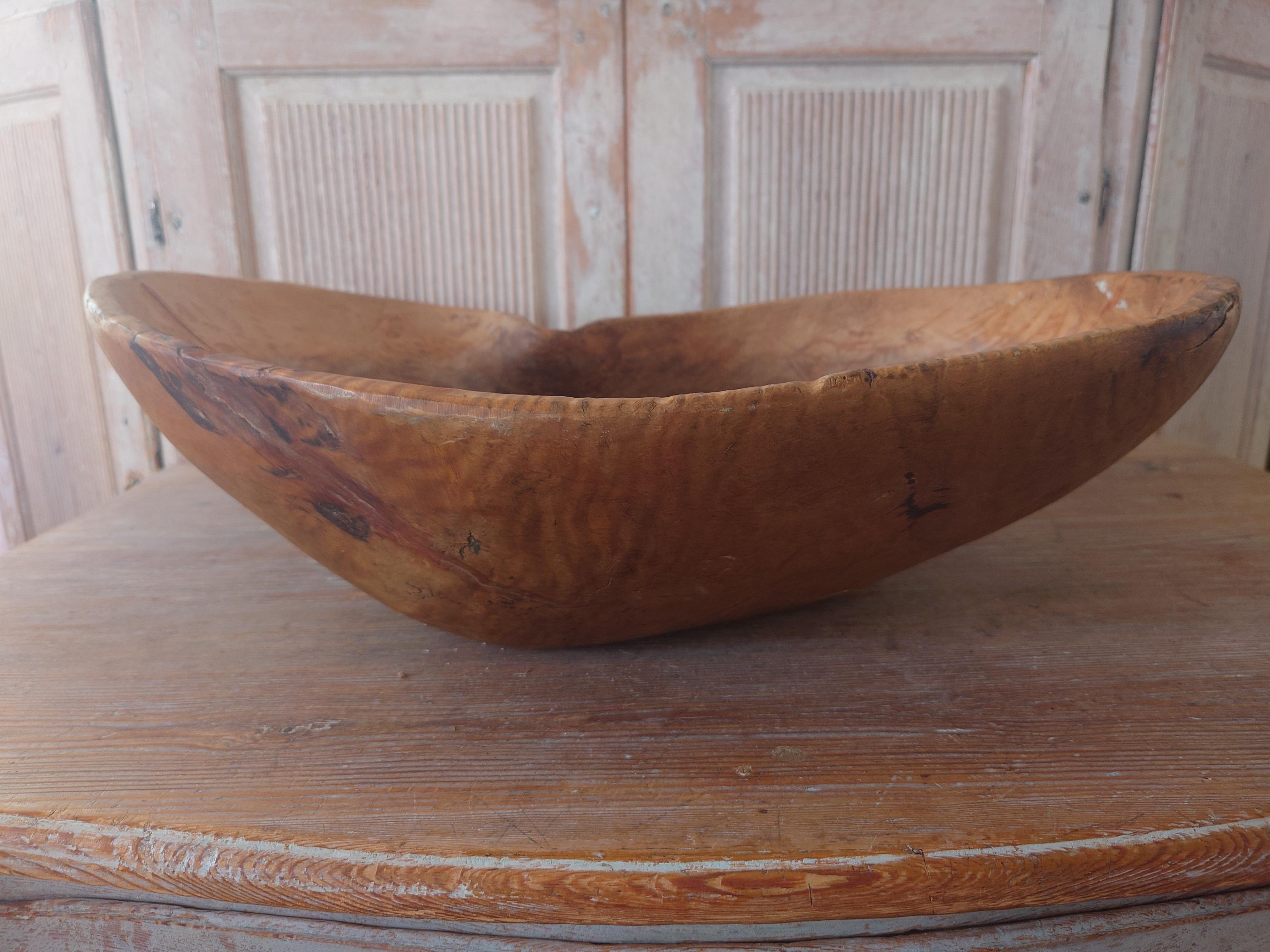 19th Century Big antique rustic country  Swedish Wooden bowl For Sale 1