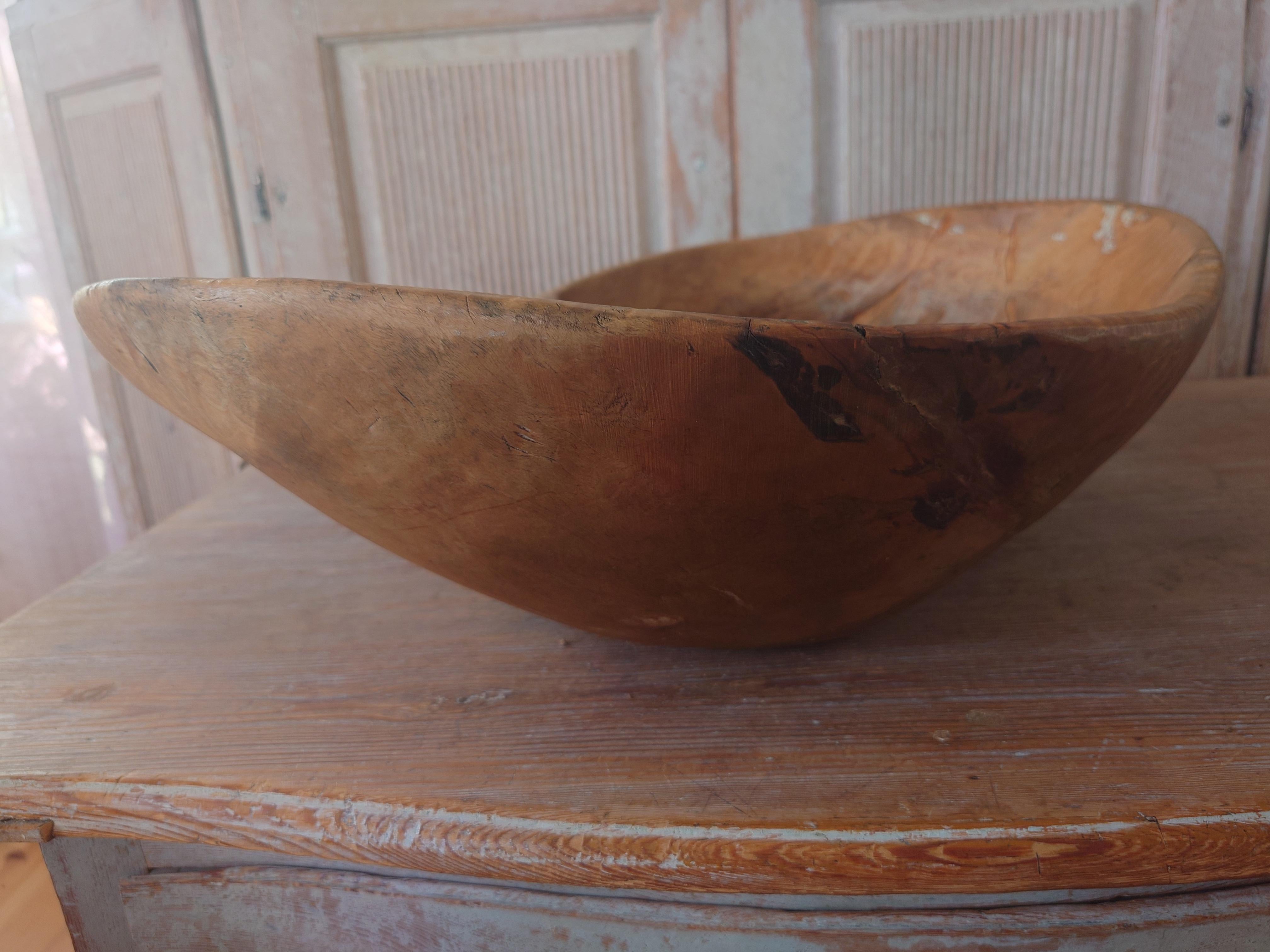 19th Century Big antique rustic country  Swedish Wooden bowl For Sale 2