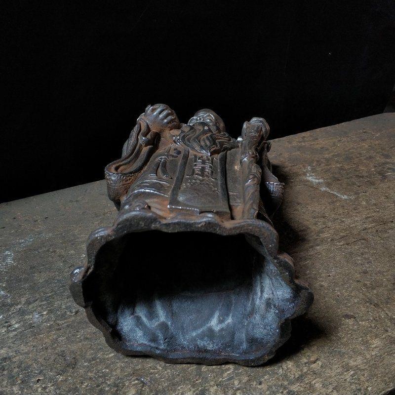 36cm Vintage Chinese Iron Longevity God Statue Holding Stick and Peach For Sale 2