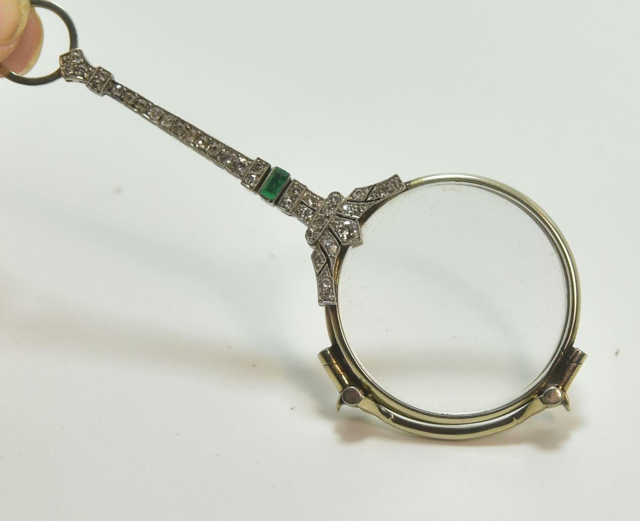 19th Century Binocle or Hand Face in Brilliant White Gold and Emerald In Good Condition For Sale In Marseille, FR