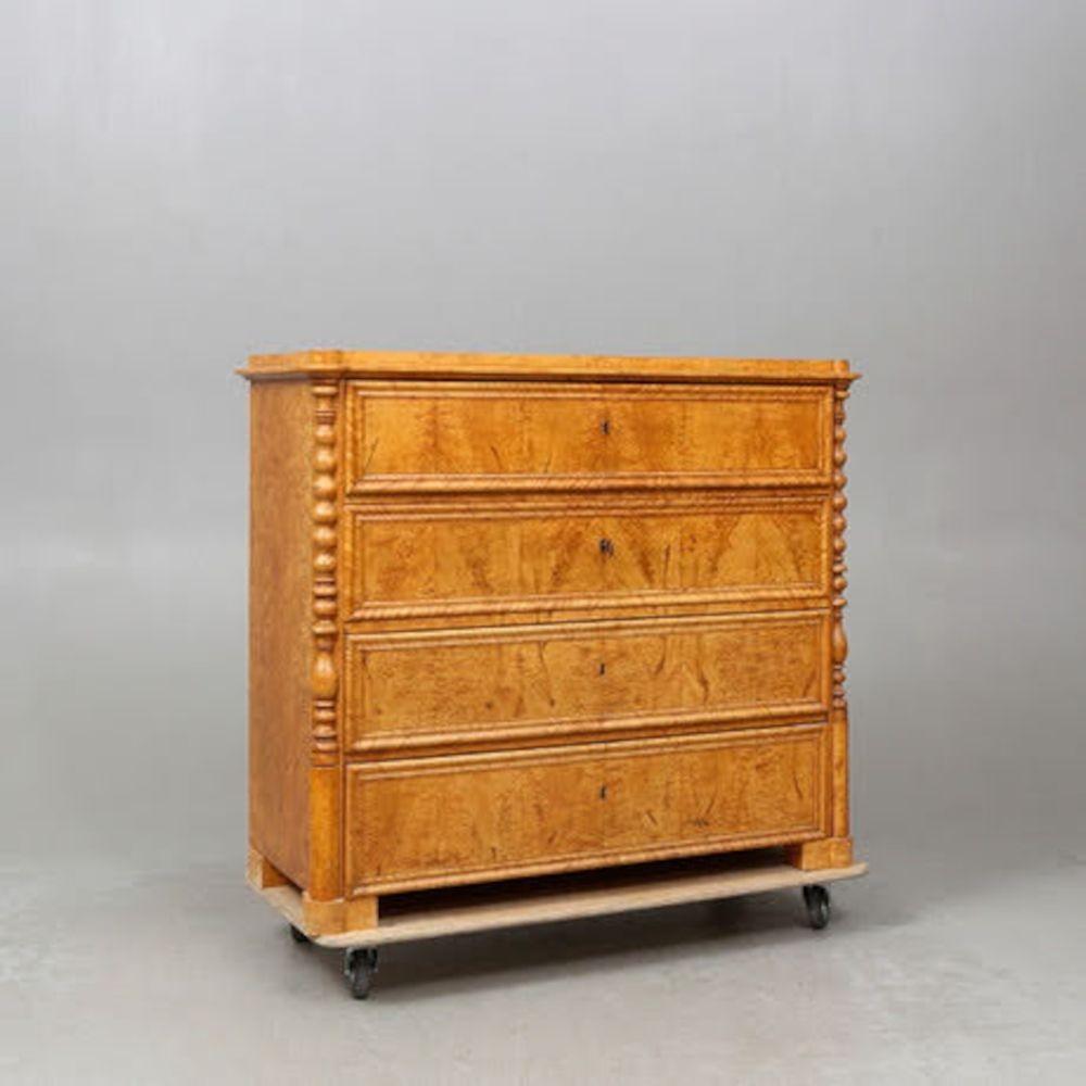 Swedish 19th Century Birch Burl Wood Chest of Drawers w/ Carved Spindle Details, c1840