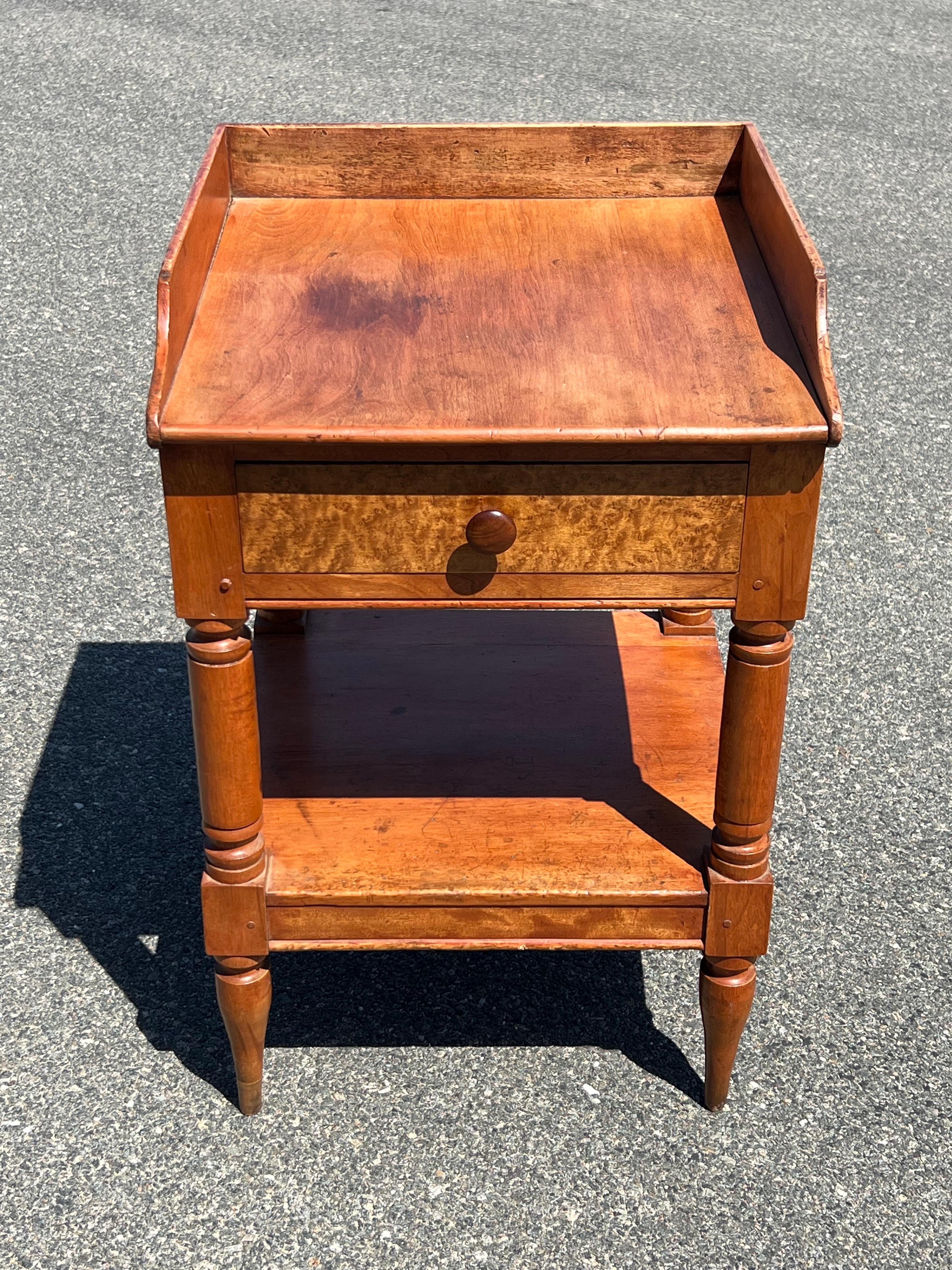 North American 19th Century Birch Two Tier Stand with Birdseye Maple Drawer Fronts For Sale