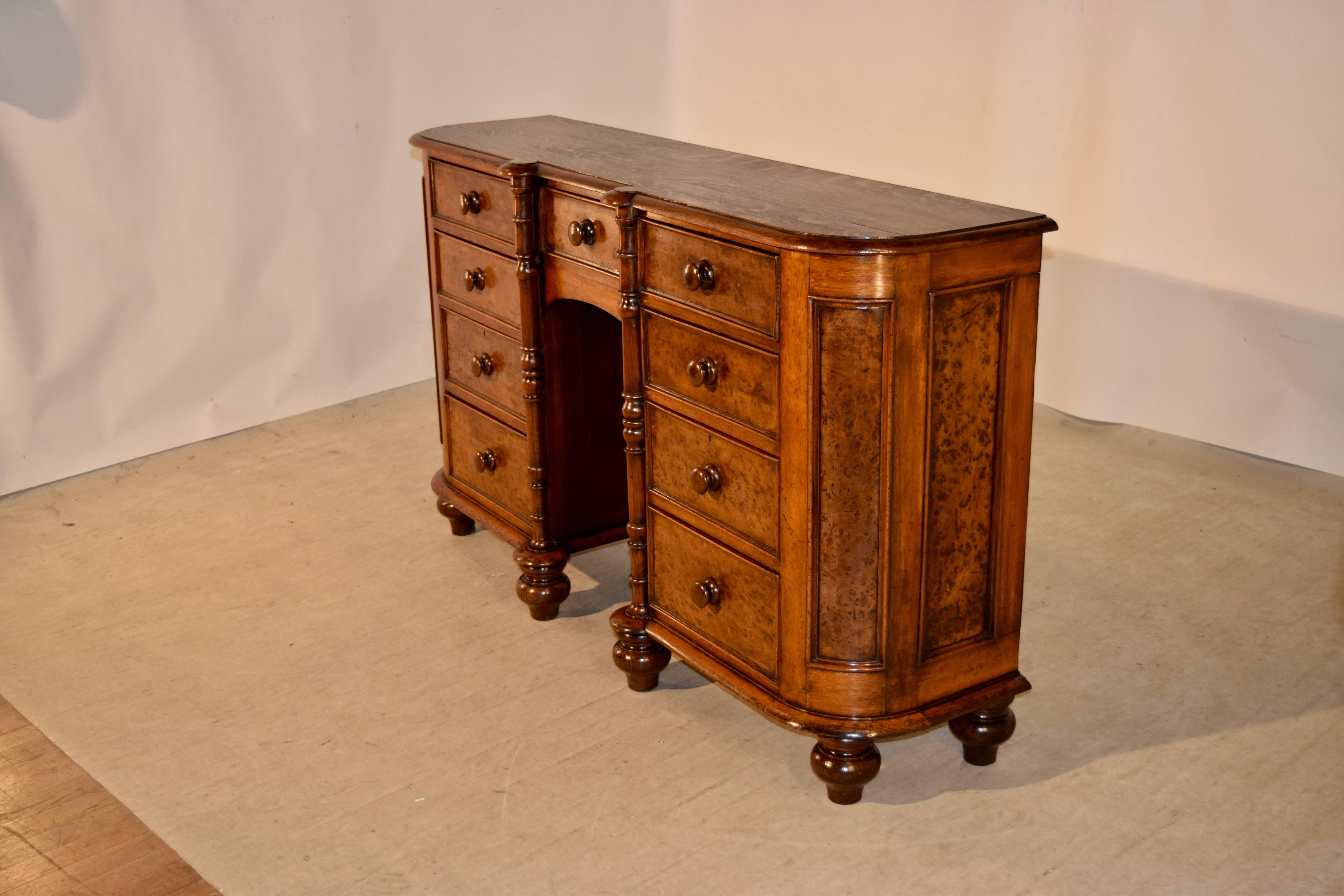 19th Century Bird's-Eye Maple Sideboard For Sale 1