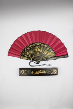 19th Century Black and Gold Lacquer Export Brisé fan Original box Qing China