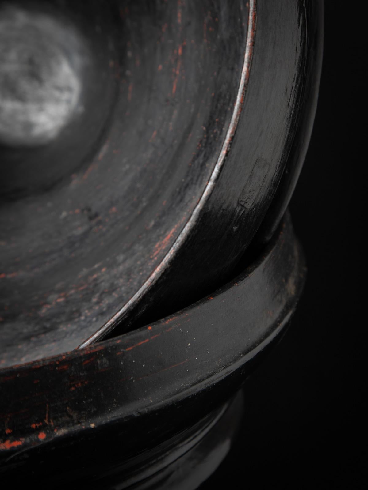 19th century Black antique Burmese offering vessel from Burma For Sale 15