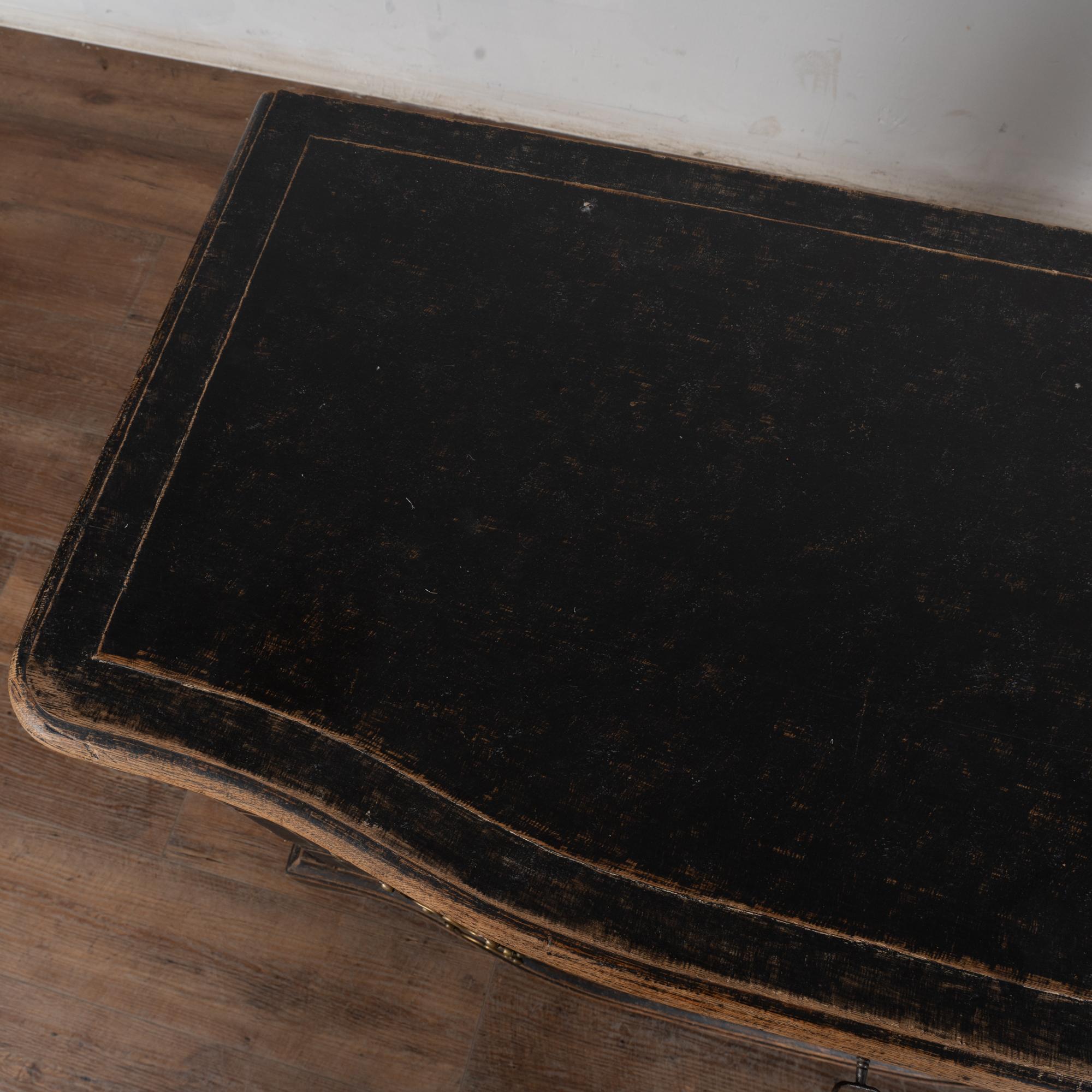 19th Century Black Baroque Chest of Three Drawers, Sweden For Sale 3