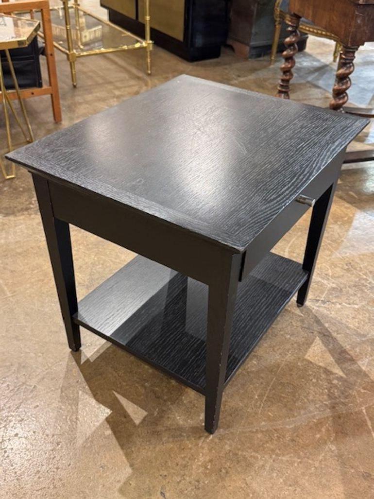 Schwarzer Biedermeier-Beistelltisch aus dem 19. (Holz) im Angebot